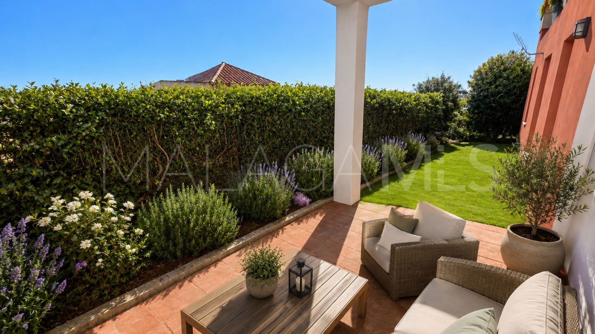 Duplex rez de chaussée for sale in La Duquesa