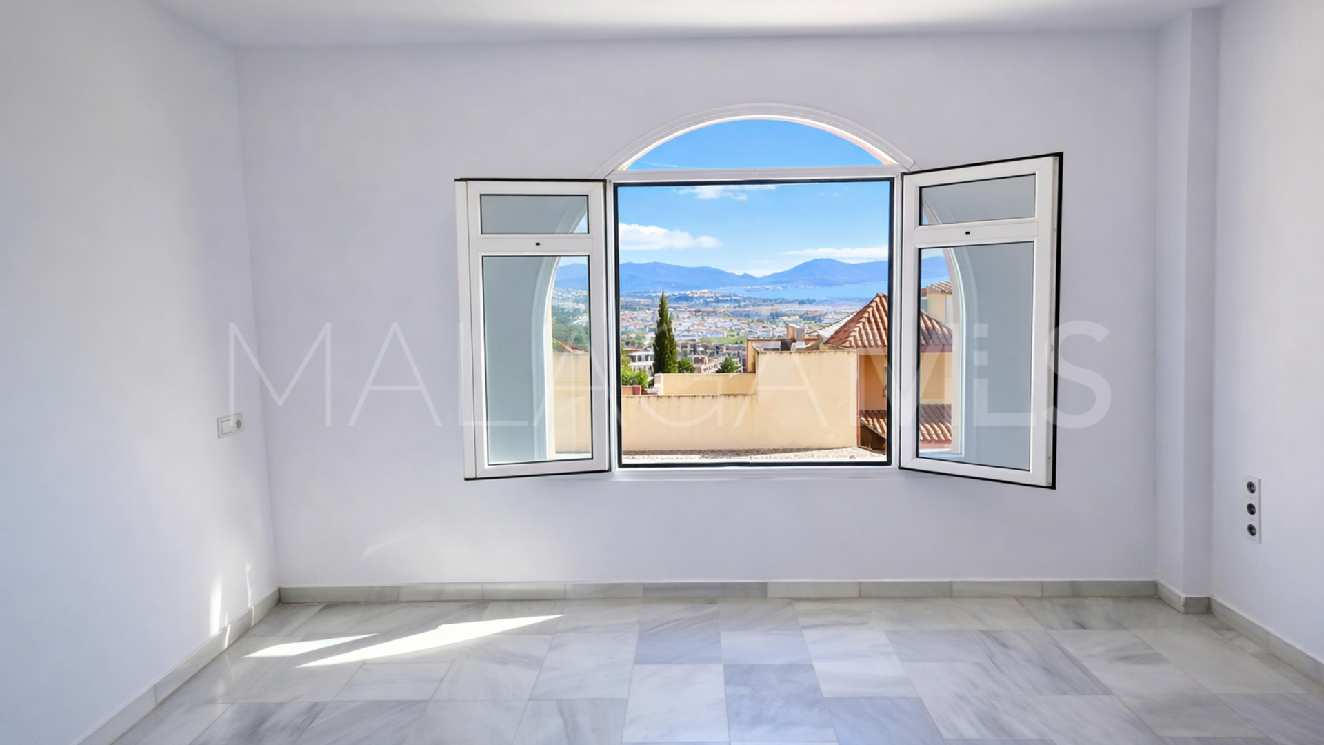 Duplex rez de chaussée for sale in La Duquesa