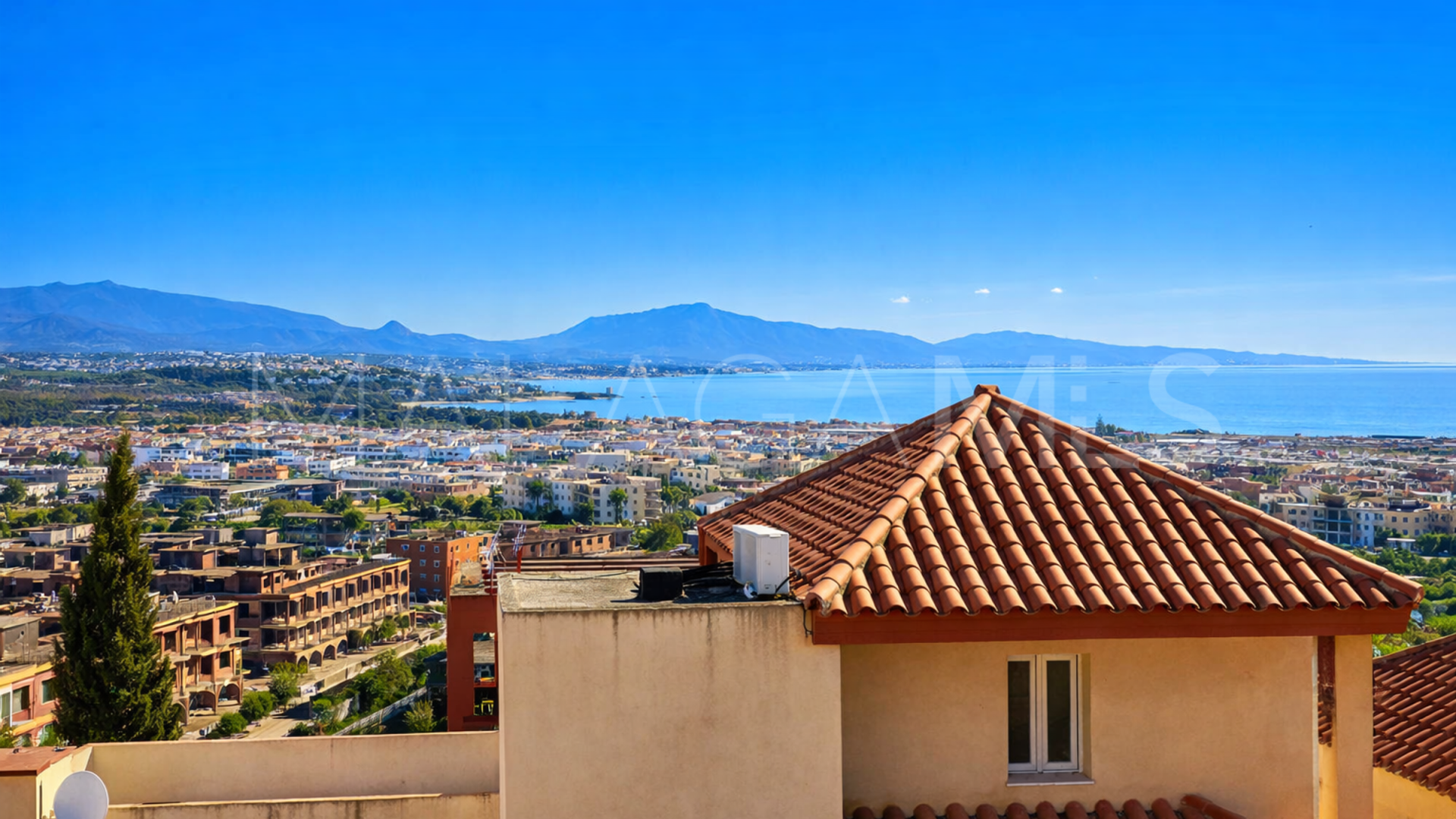 Duplex rez de chaussée for sale in La Duquesa