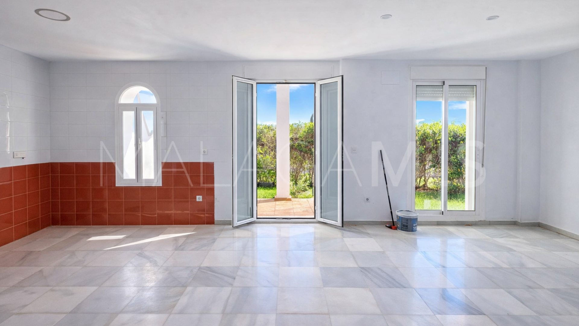 Duplex rez de chaussée for sale in La Duquesa