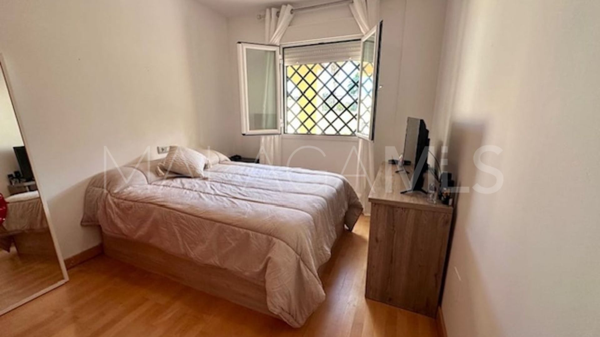 Estepona Este, apartamento planta baja for sale