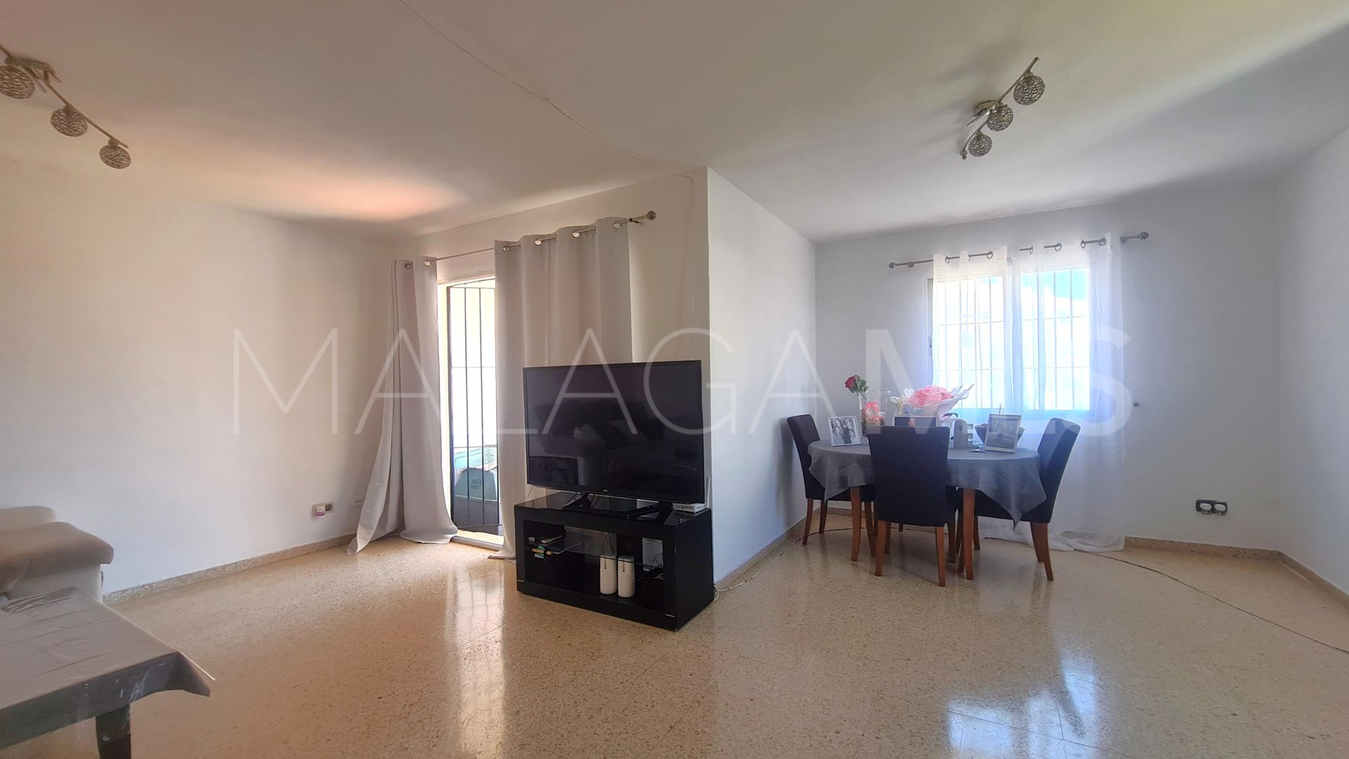 Doppelhaushälfte for sale in Estepona Ost