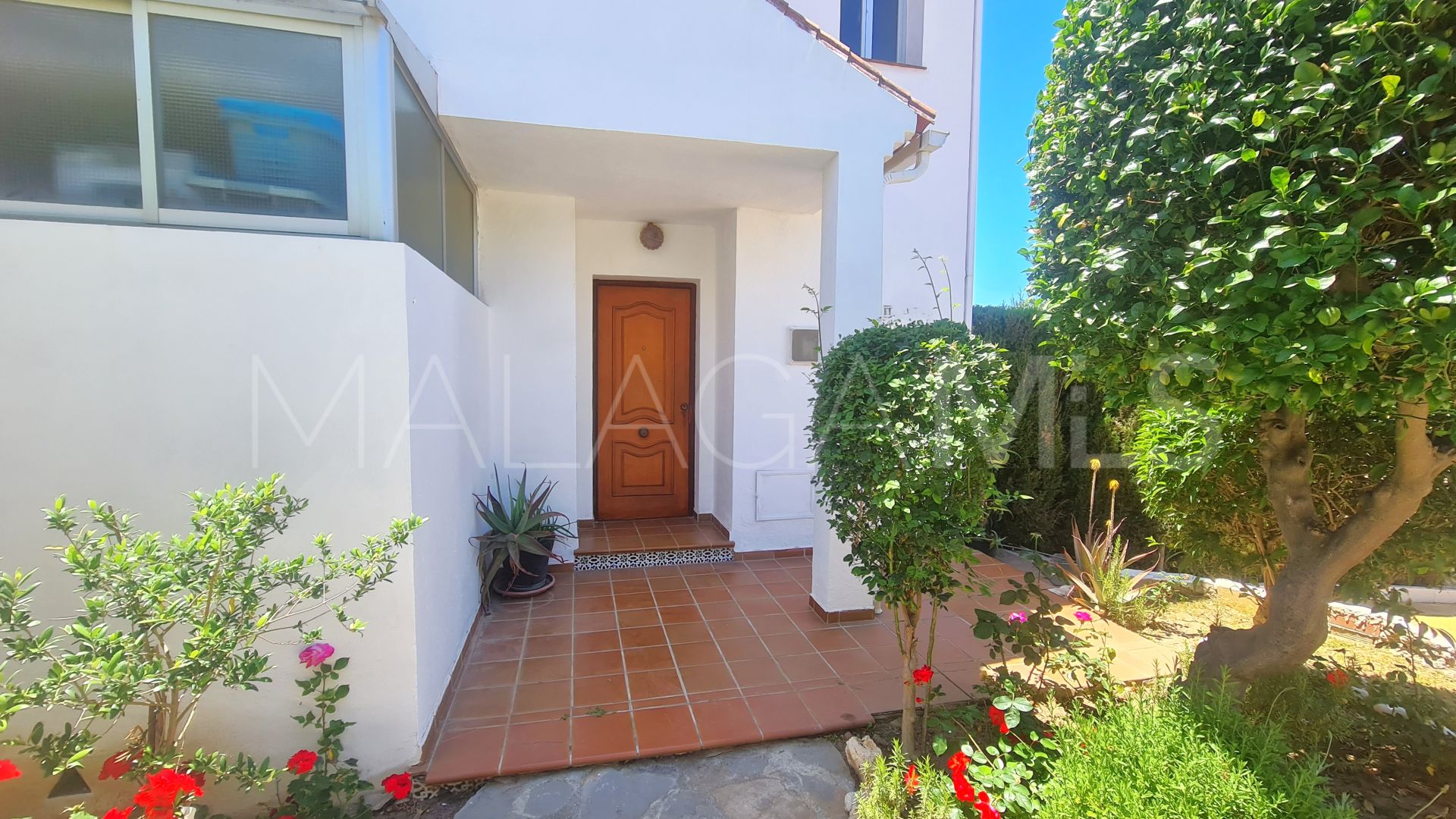 Doppelhaushälfte for sale in Estepona Ost