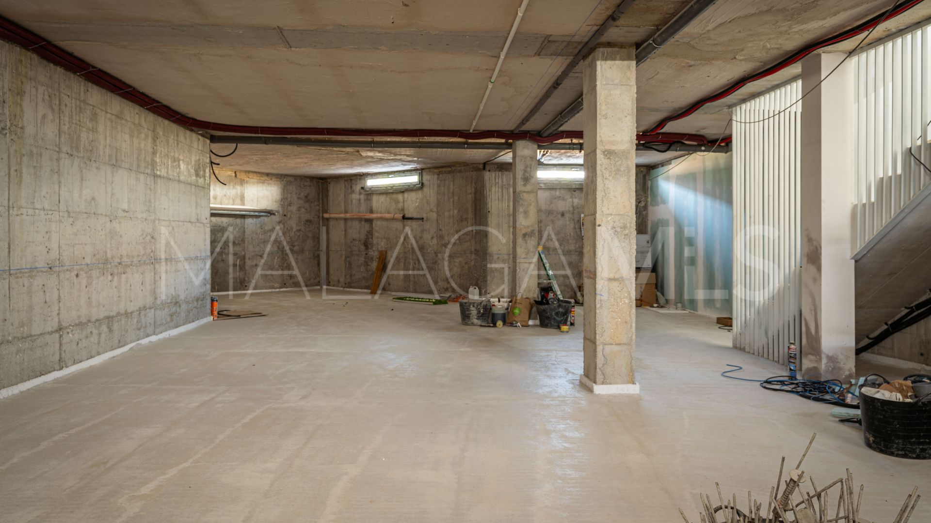 Villa for sale in Estepona