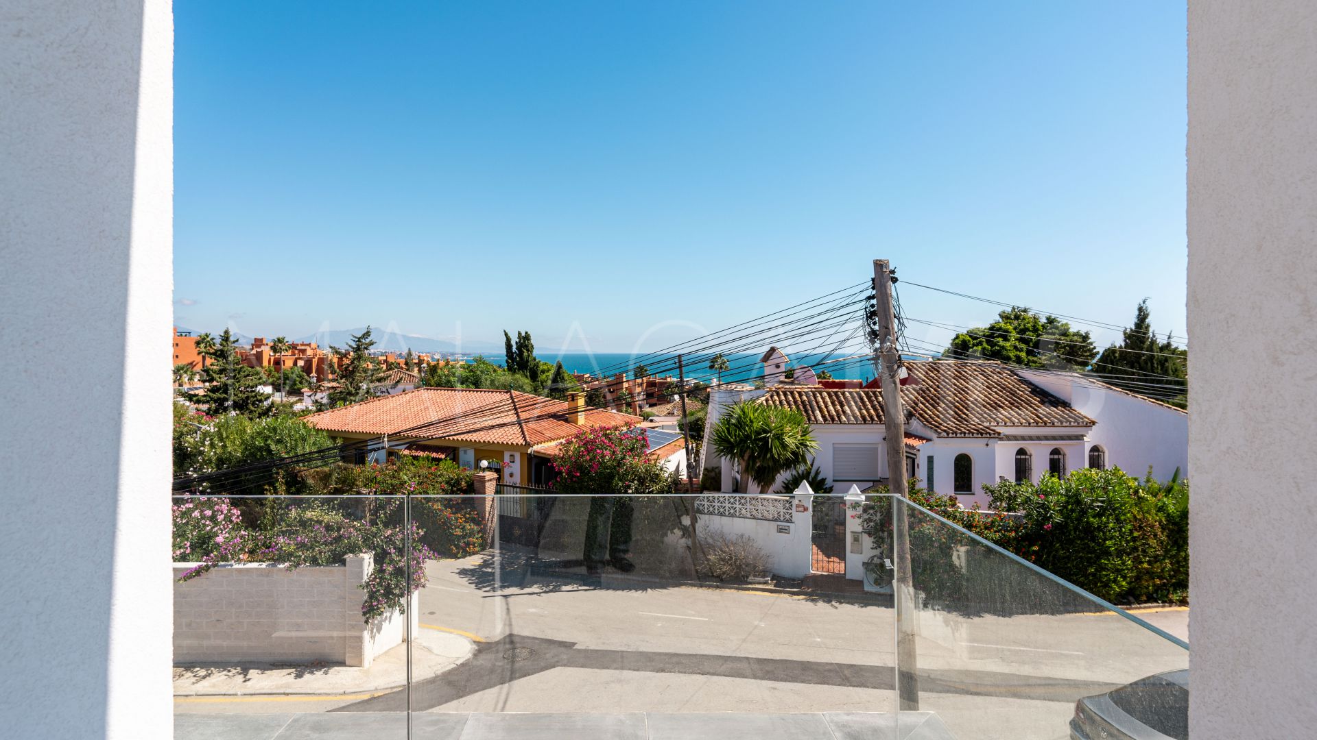 Villa for sale in Estepona