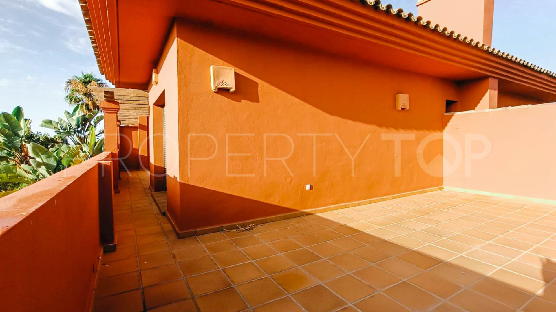 For sale La Duquesa penthouse with 2 bedrooms