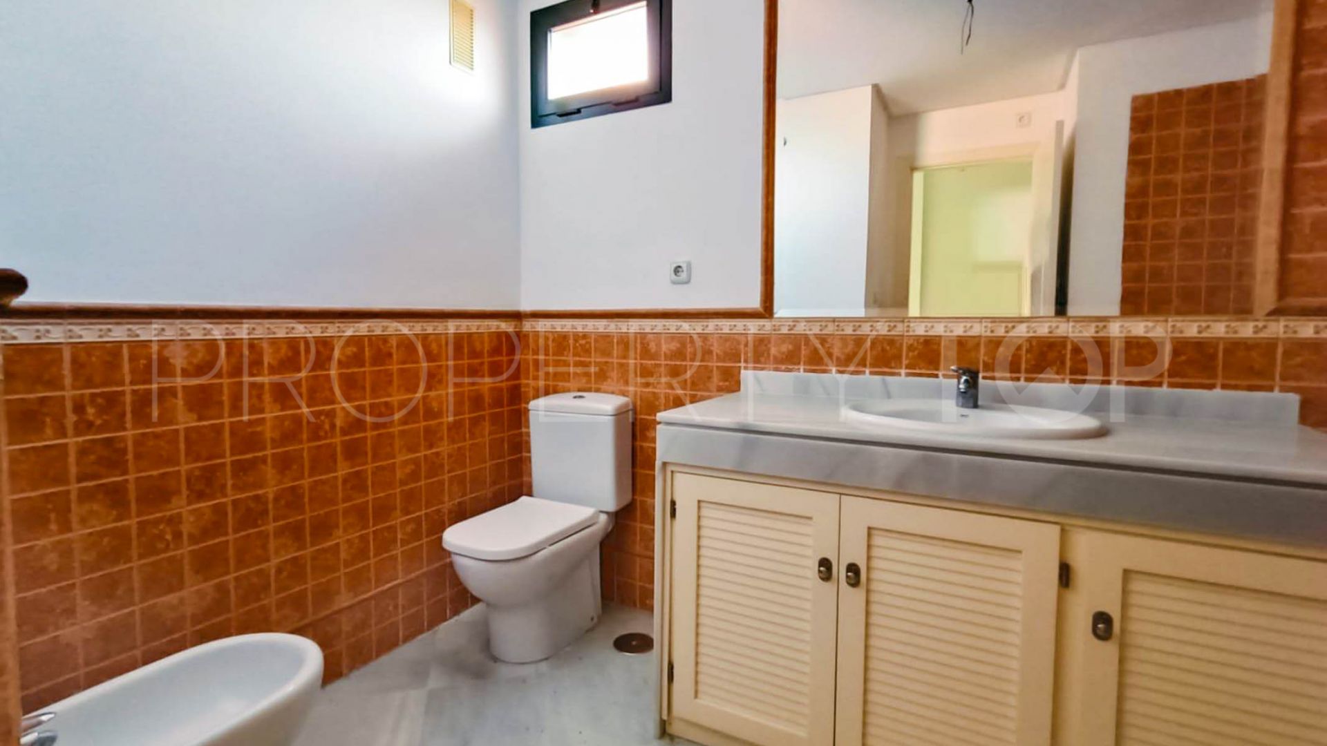 For sale La Duquesa penthouse with 2 bedrooms