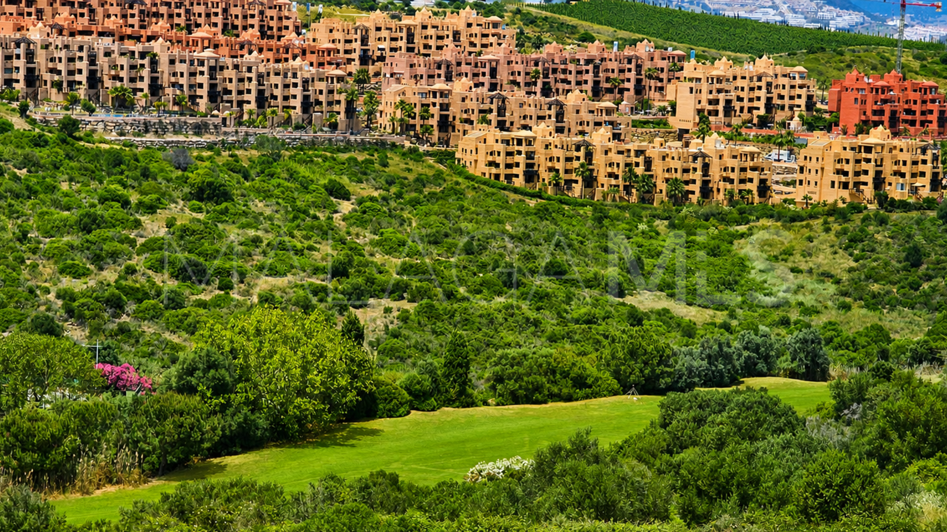 For sale apartment in La Duquesa with 2 bedrooms