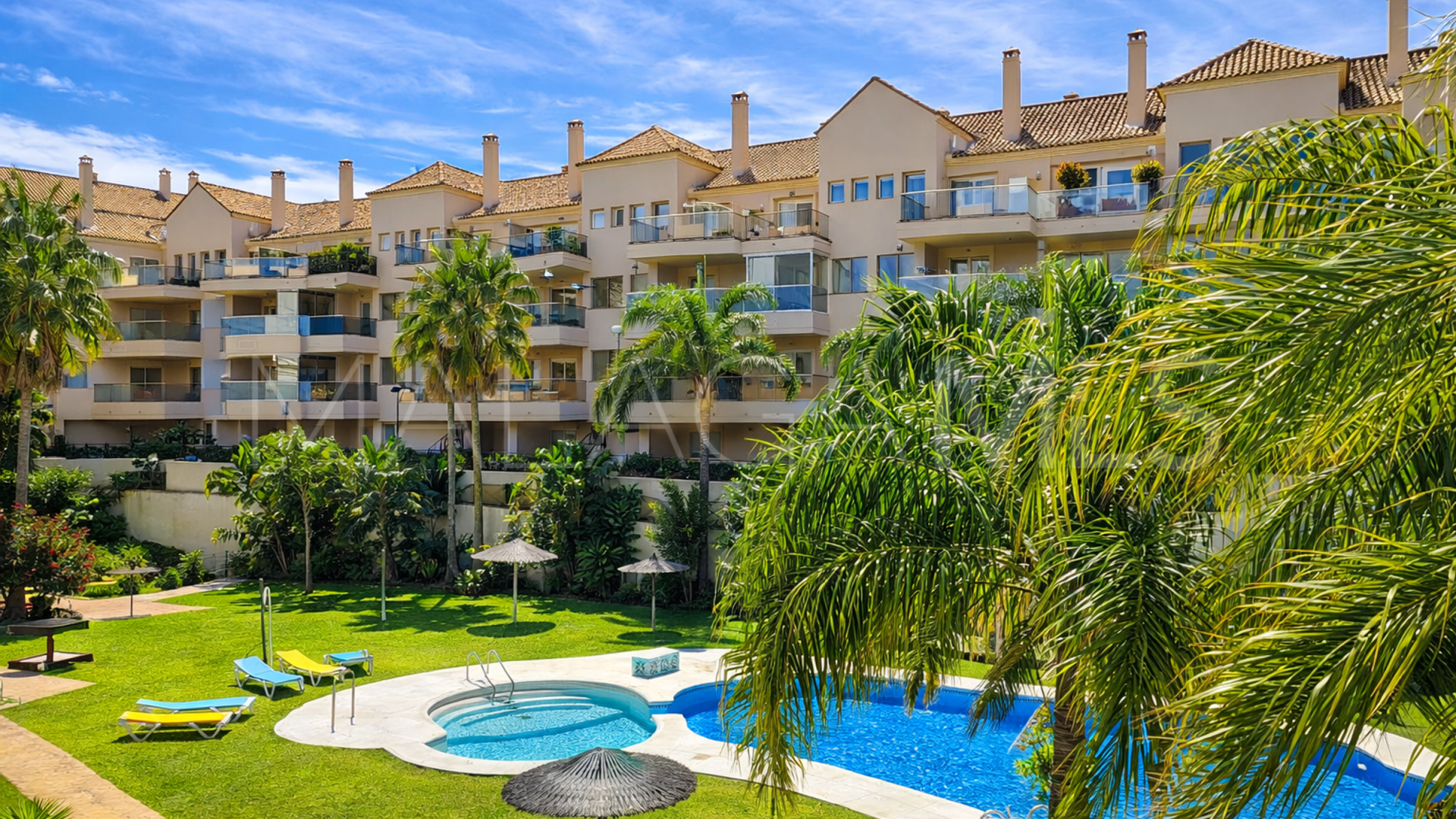 For sale apartment in La Duquesa with 2 bedrooms