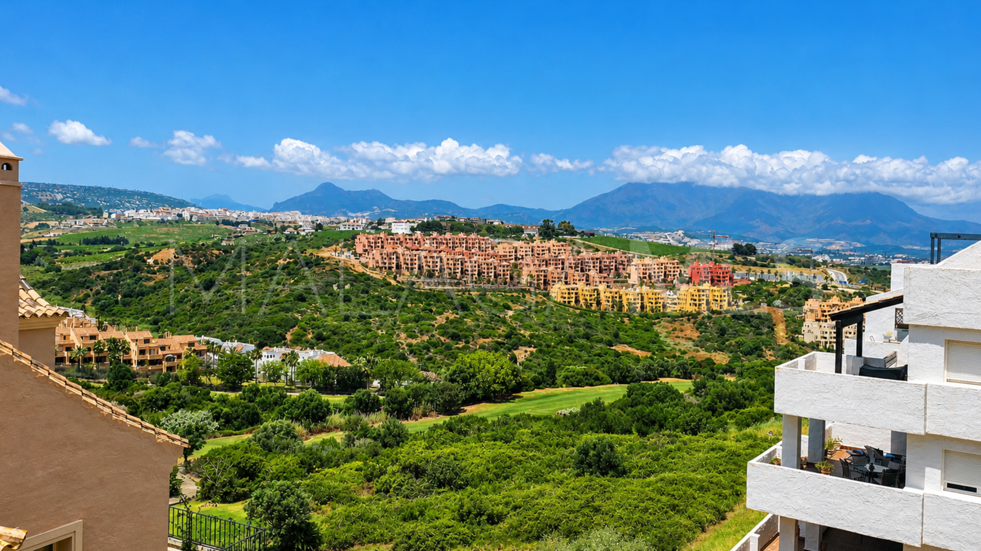 For sale apartment in La Duquesa with 2 bedrooms