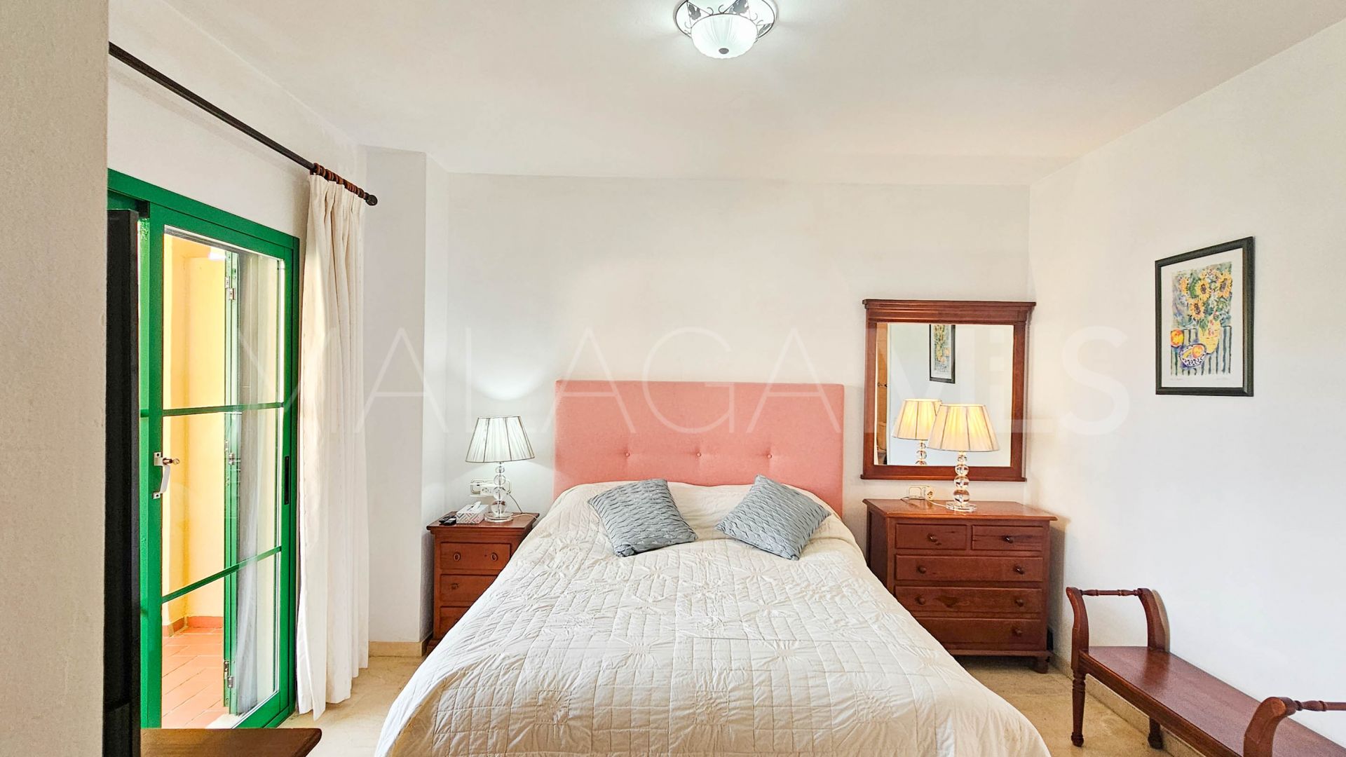 Se vende duplex planta baja with 3 bedrooms in Bahia de Casares