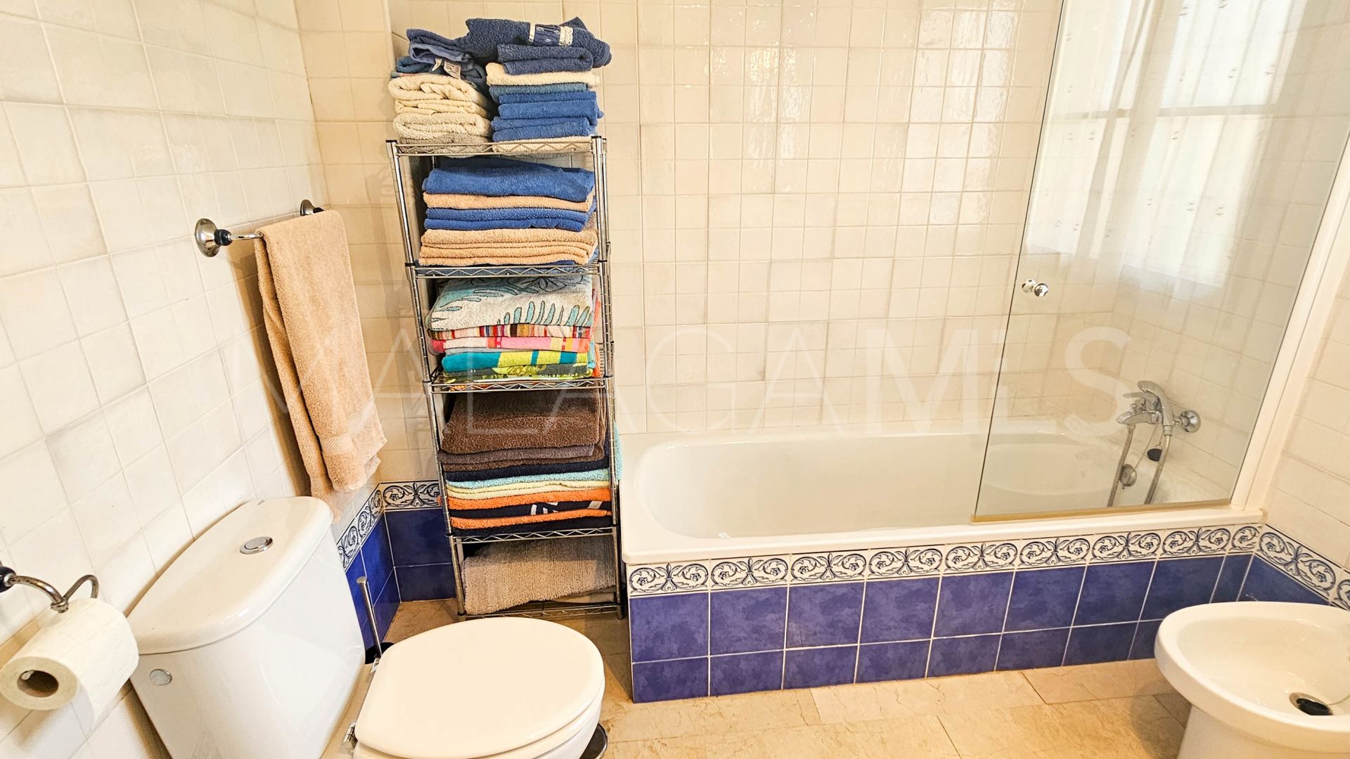 Se vende duplex planta baja with 3 bedrooms in Bahia de Casares