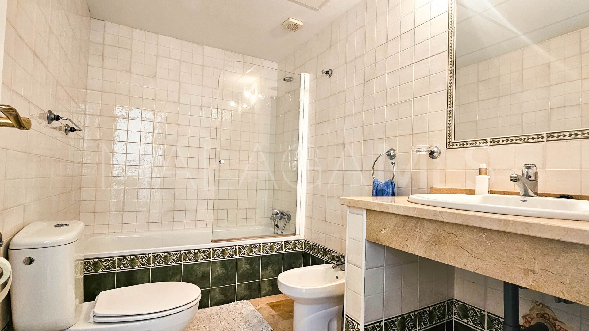 Se vende duplex planta baja with 3 bedrooms in Bahia de Casares