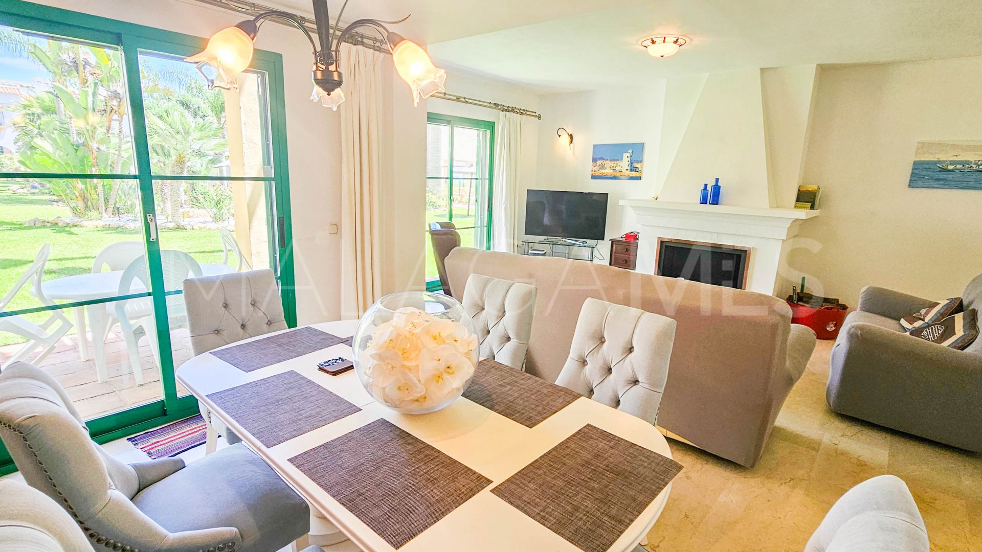 Se vende duplex planta baja with 3 bedrooms in Bahia de Casares