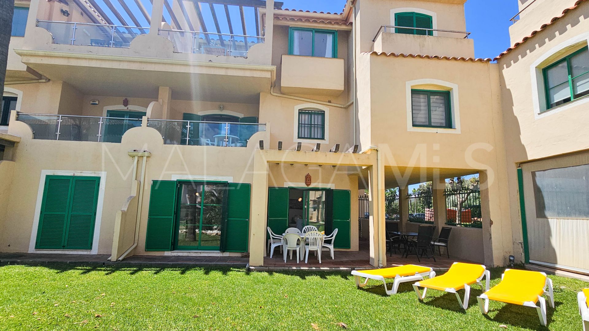 Se vende duplex planta baja with 3 bedrooms in Bahia de Casares