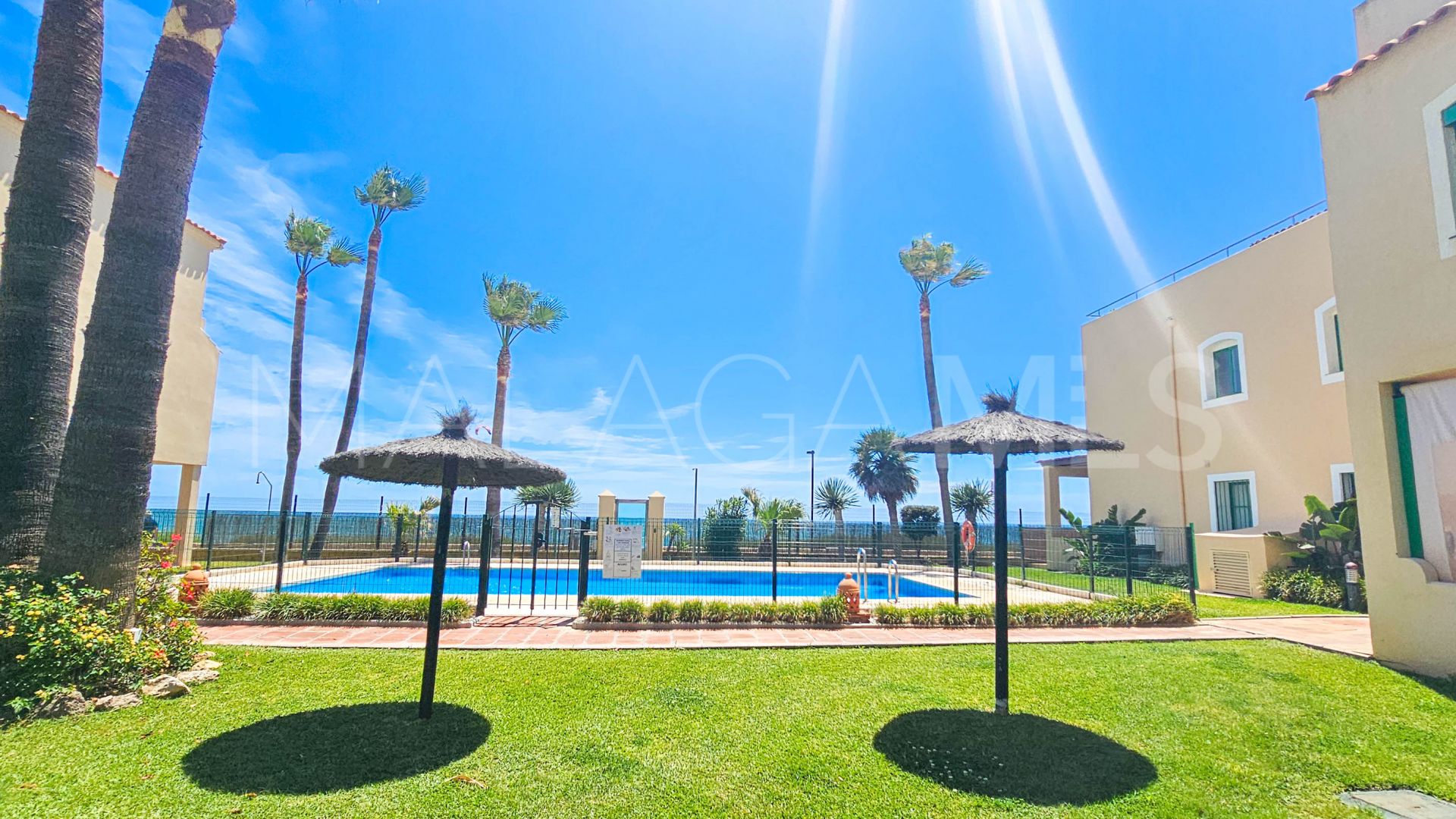 Se vende duplex planta baja with 3 bedrooms in Bahia de Casares