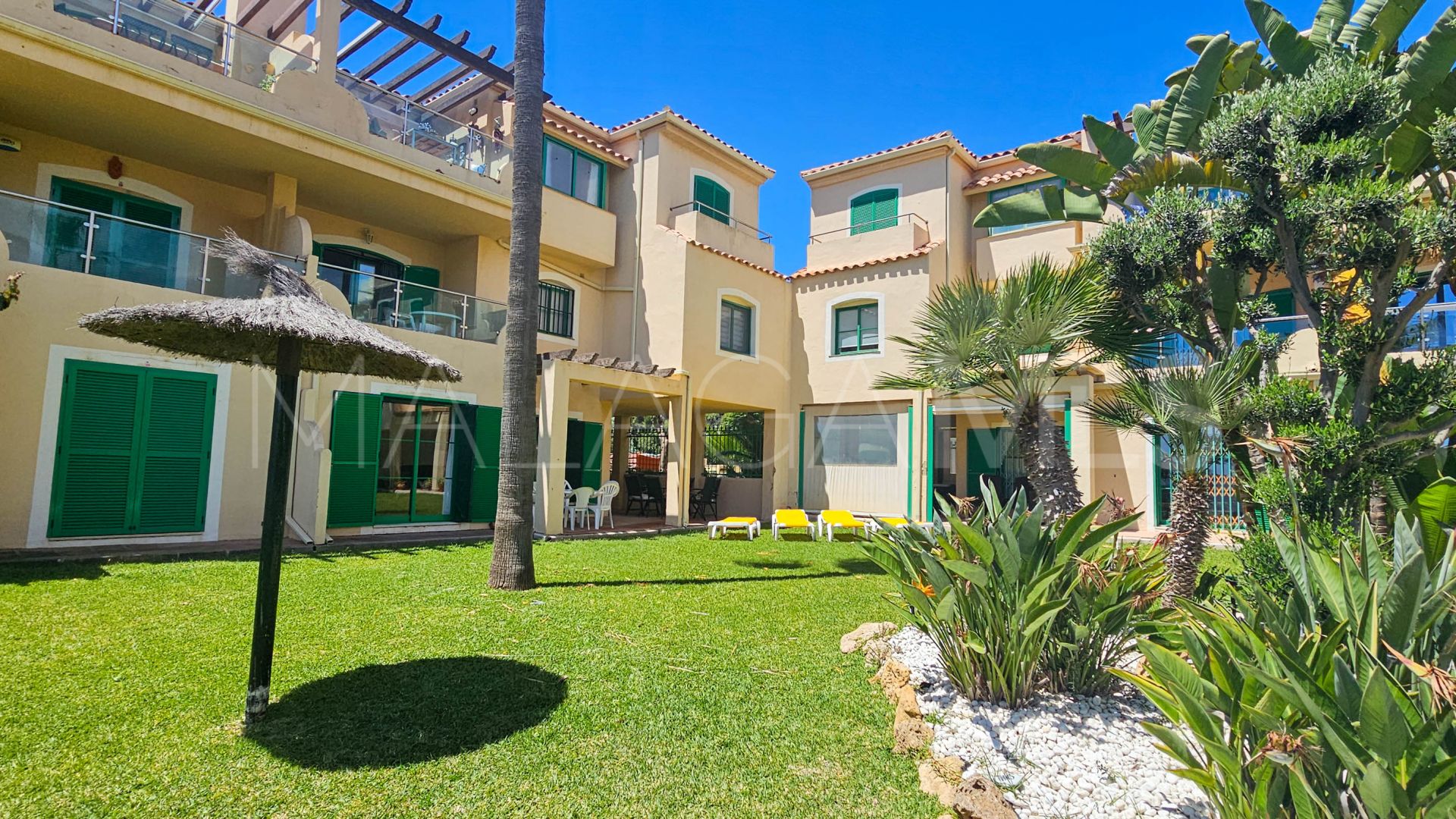 Se vende duplex planta baja with 3 bedrooms in Bahia de Casares