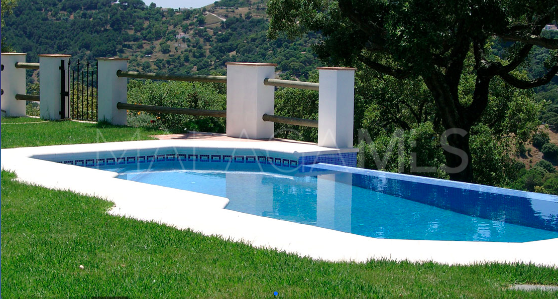 Casares, villa a la venta with 5 bedrooms