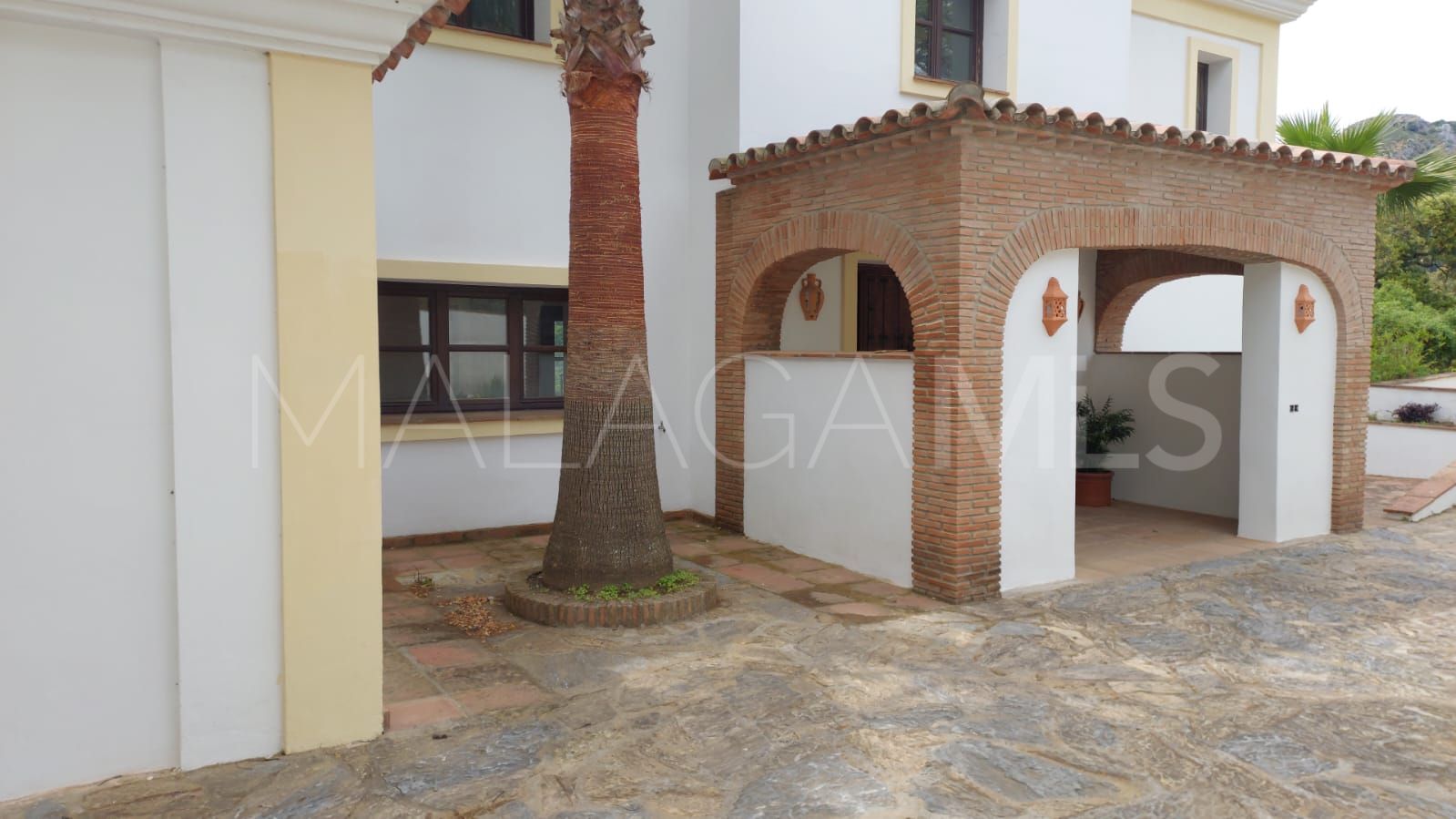 Casares, villa a la venta with 5 bedrooms