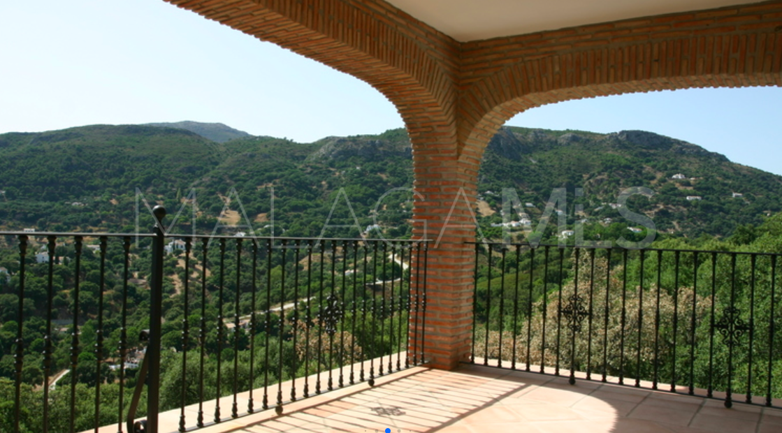 Casares, villa a la venta with 5 bedrooms