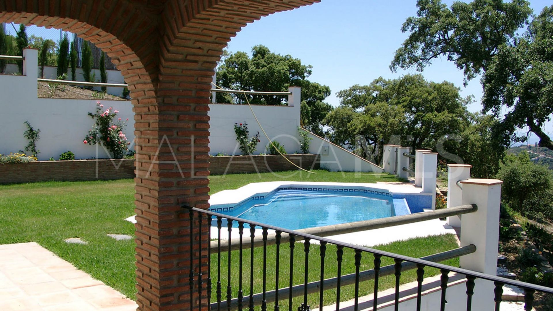 Casares, villa a la venta with 5 bedrooms