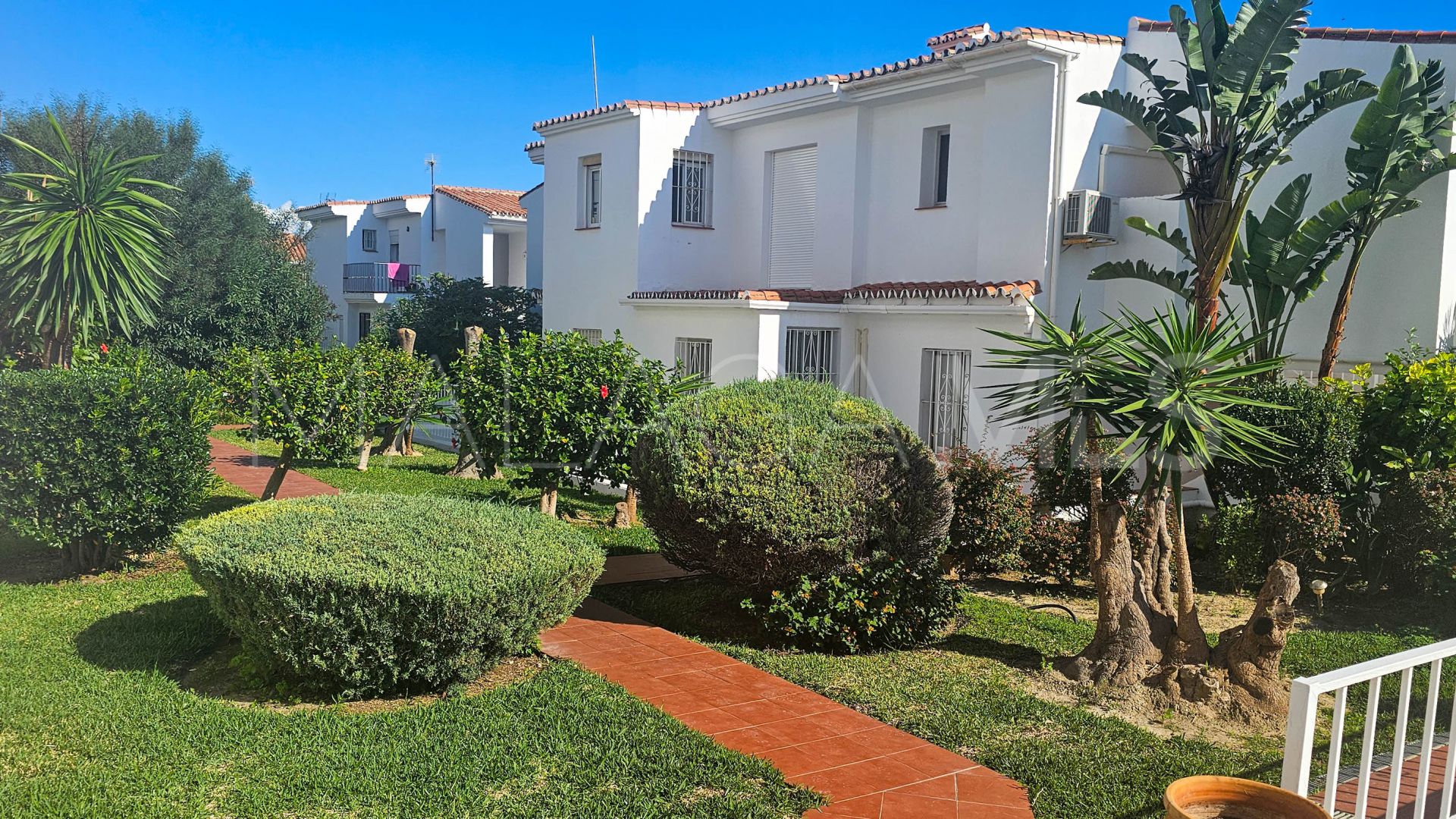 Apartamento planta baja for sale in La Duquesa de 2 bedrooms