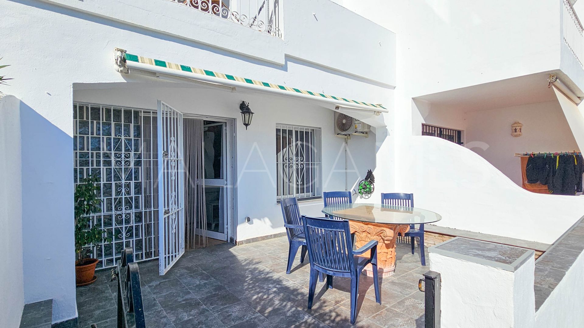 Apartamento planta baja for sale in La Duquesa de 2 bedrooms