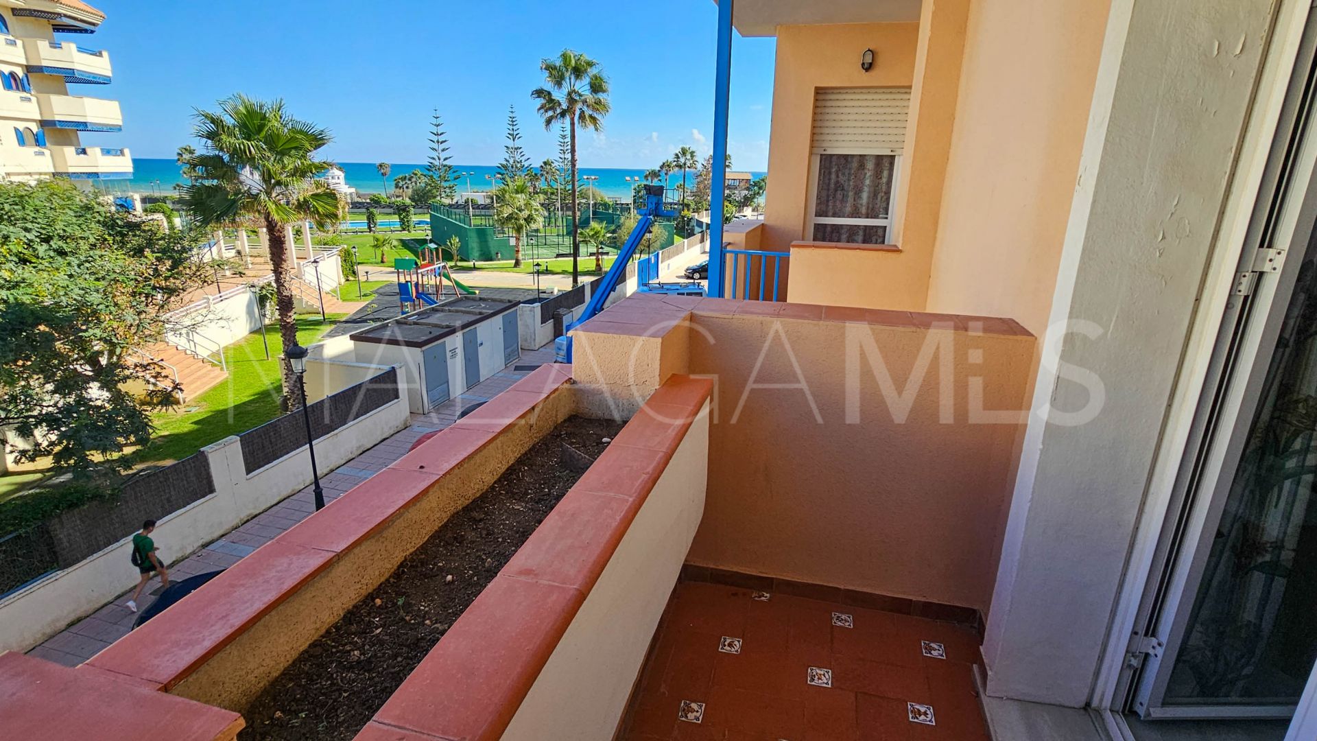 For sale apartment with 3 bedrooms in Sabinillas