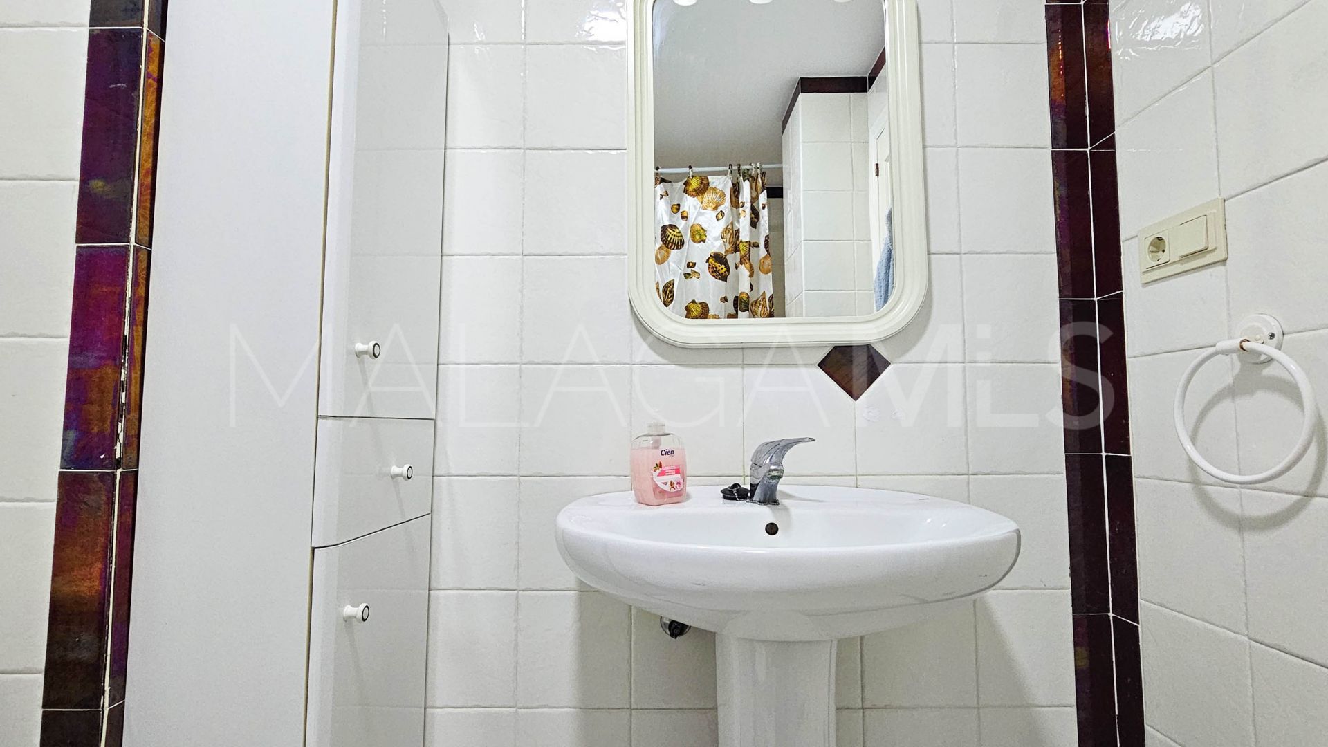 For sale apartment with 3 bedrooms in Sabinillas