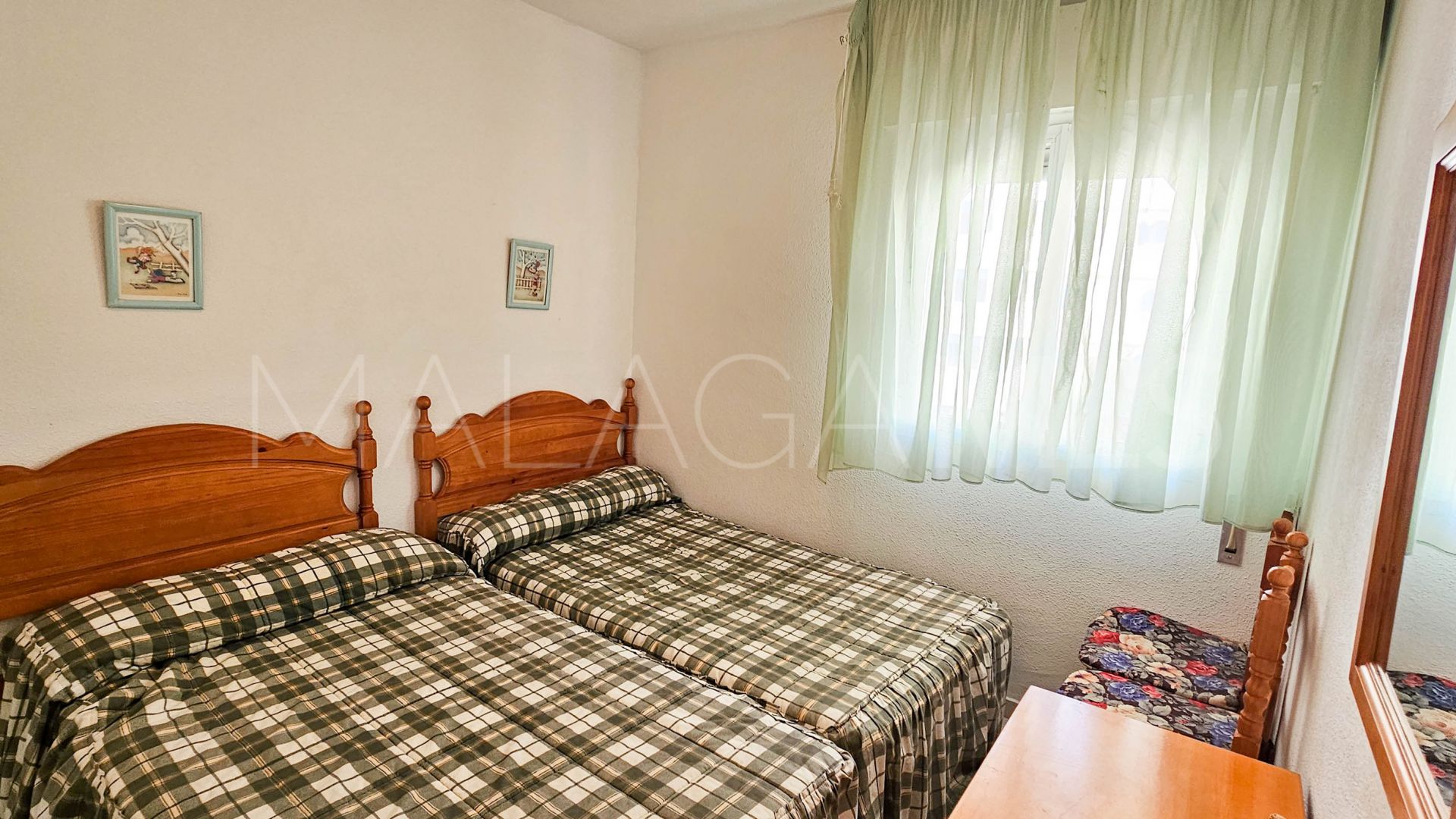 For sale apartment with 3 bedrooms in Sabinillas