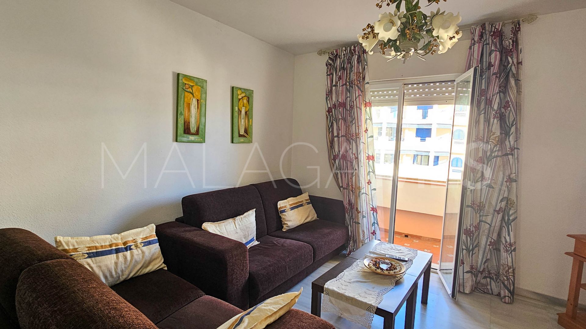 For sale apartment with 3 bedrooms in Sabinillas