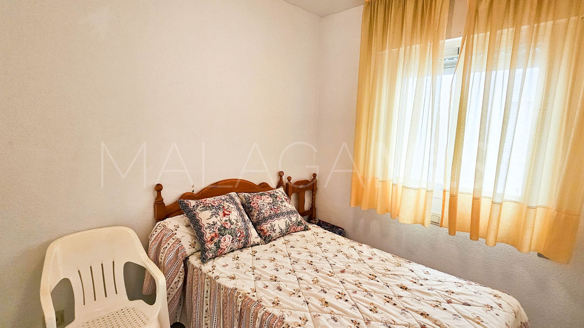 For sale apartment with 3 bedrooms in Sabinillas