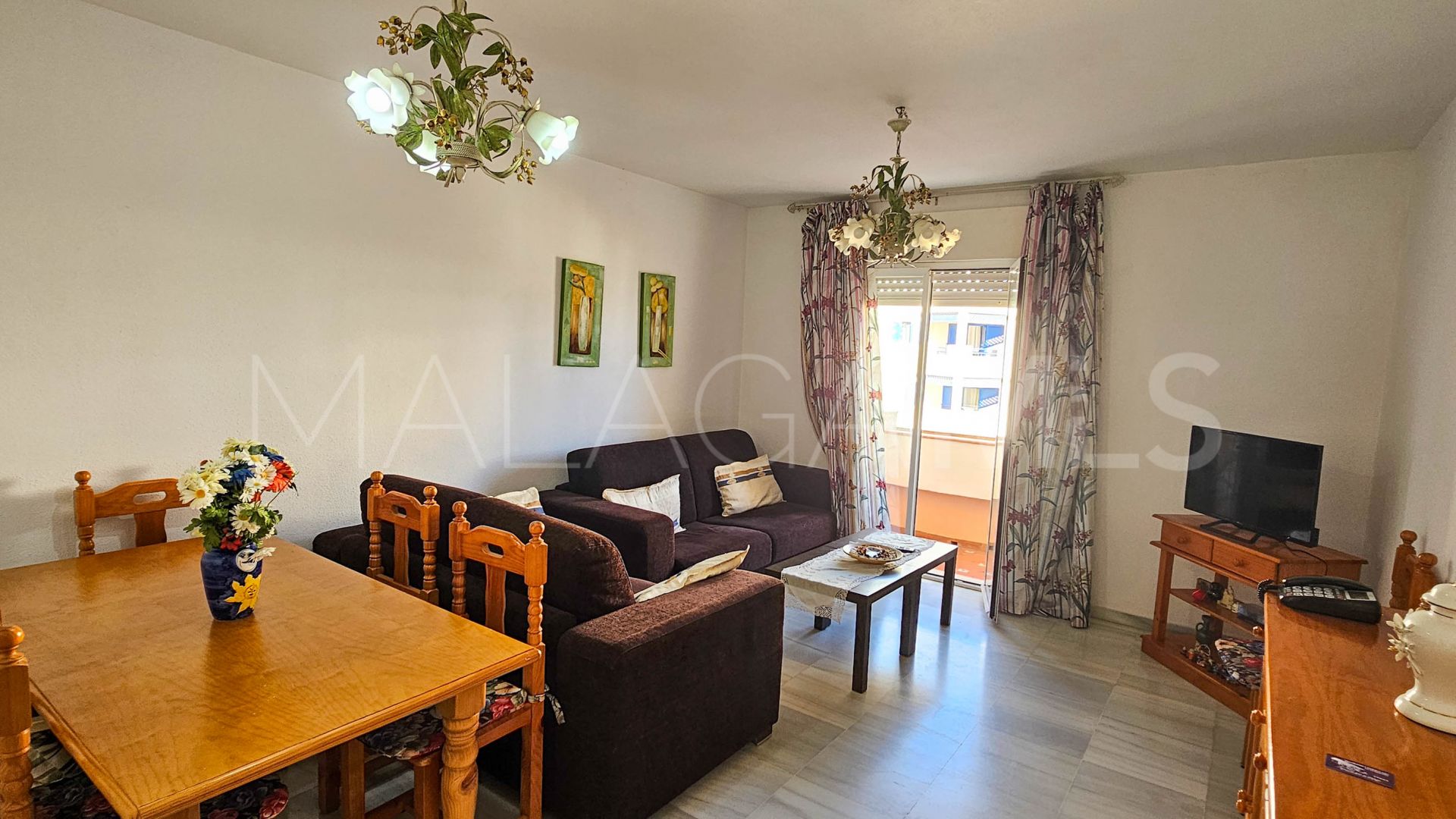 For sale apartment with 3 bedrooms in Sabinillas