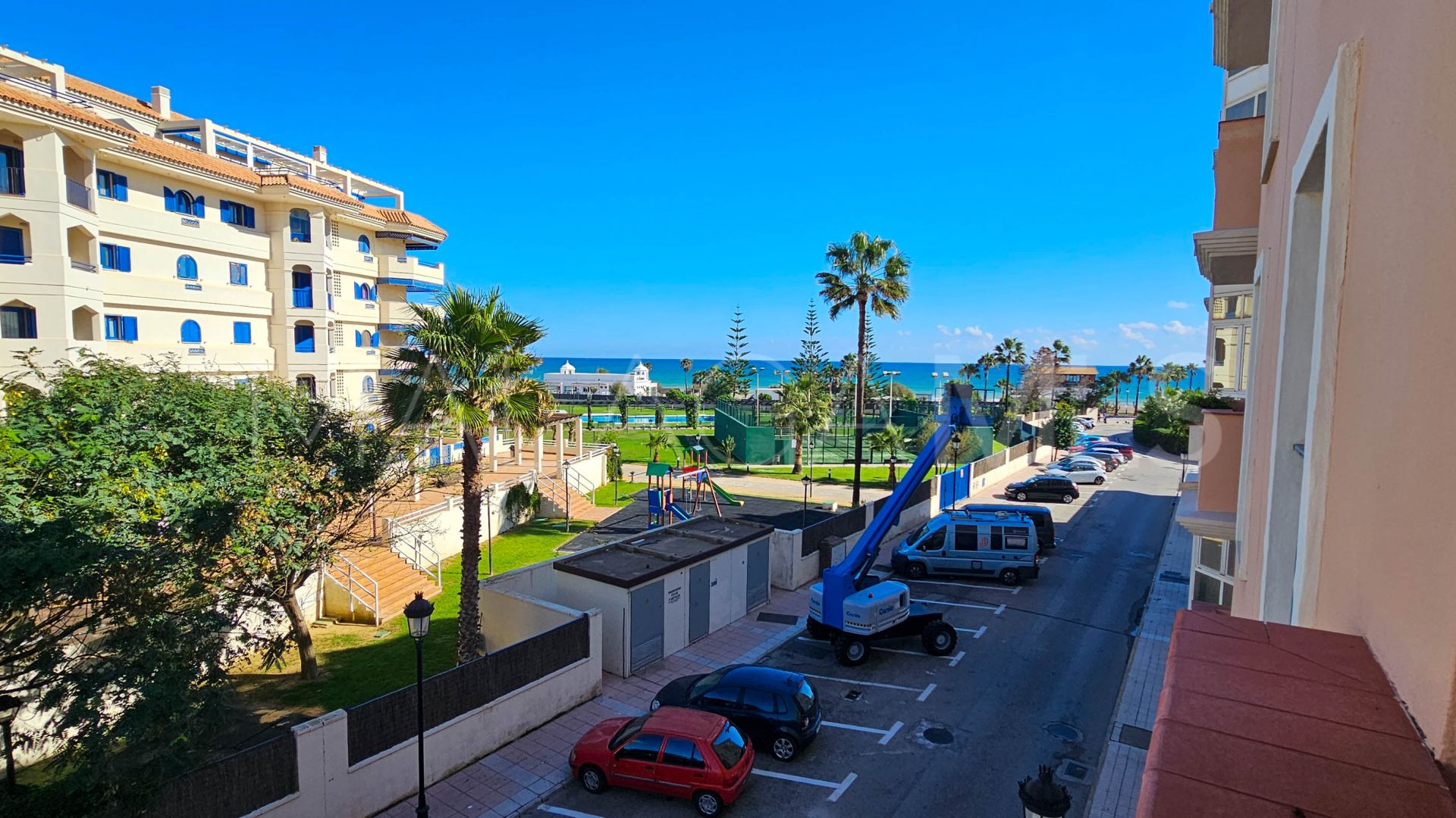 For sale apartment with 3 bedrooms in Sabinillas