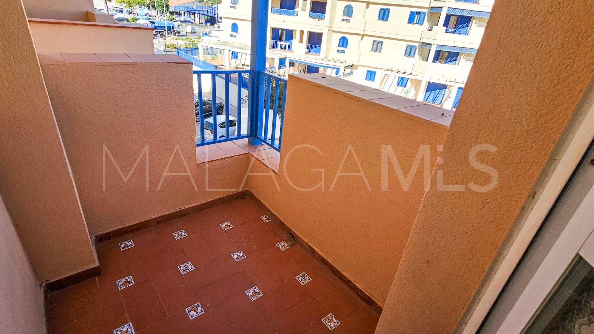 For sale apartment with 3 bedrooms in Sabinillas
