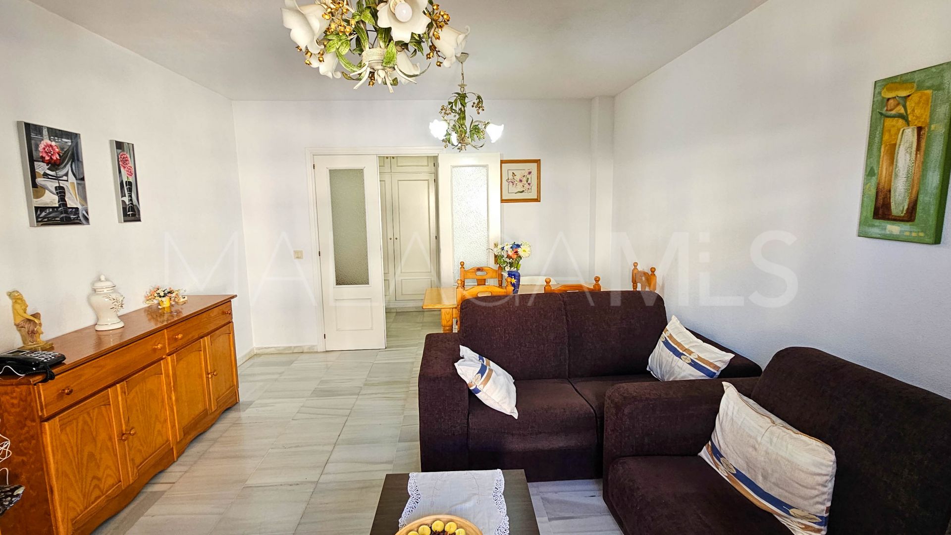 For sale apartment with 3 bedrooms in Sabinillas