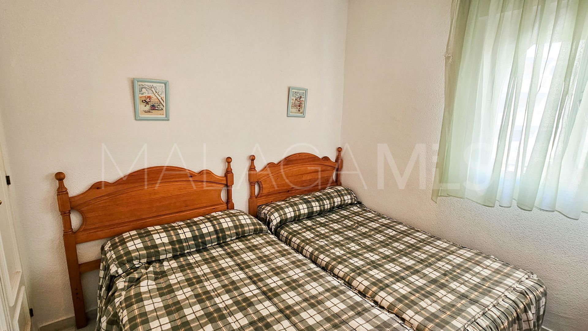 For sale apartment with 3 bedrooms in Sabinillas