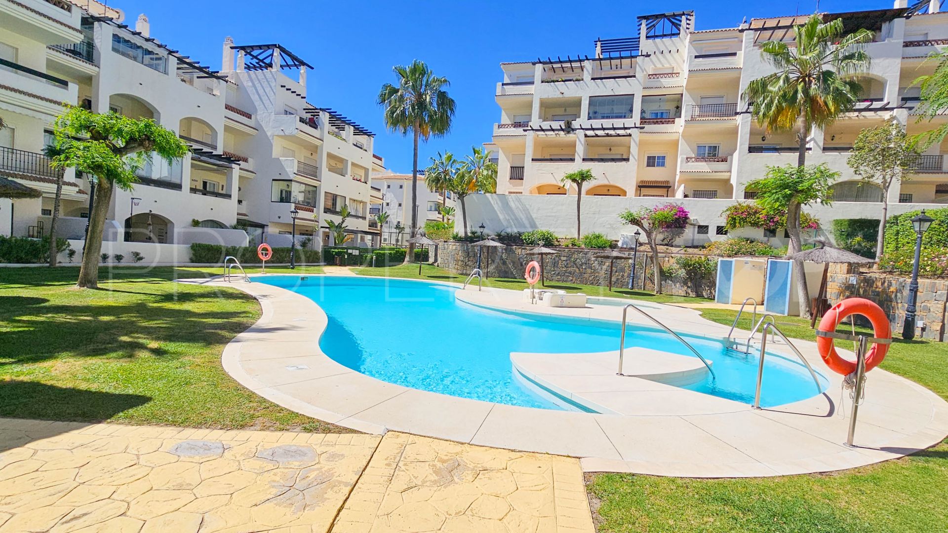 Apartamento en venta en Sabinillas con 2 dormitorios