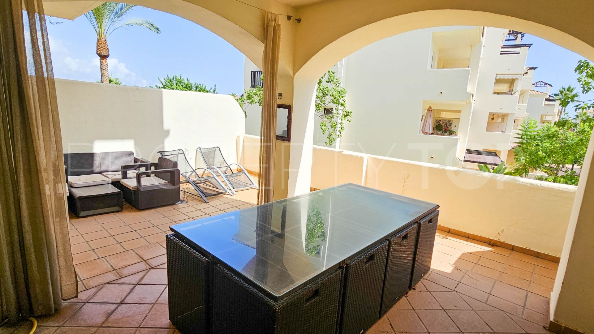 Buy 2 bedrooms apartment in Sabinillas