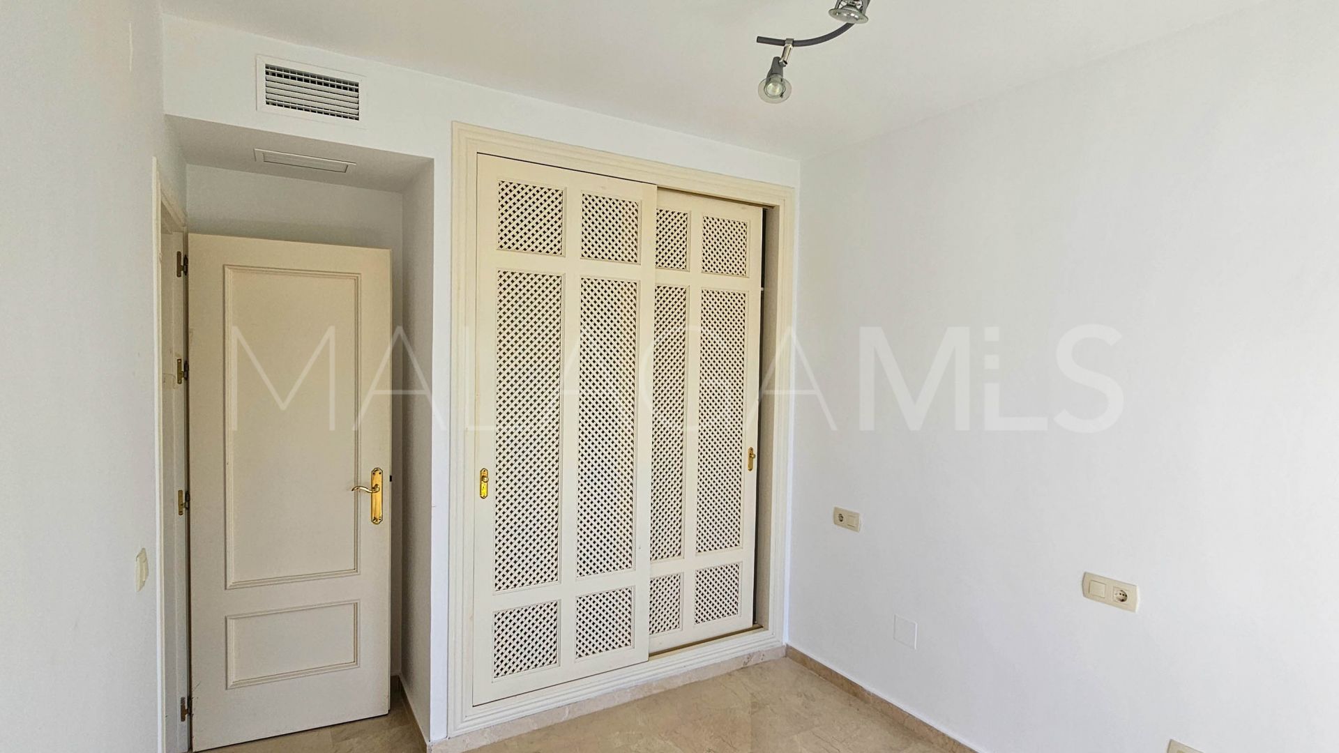 Wohnung for sale in Casares