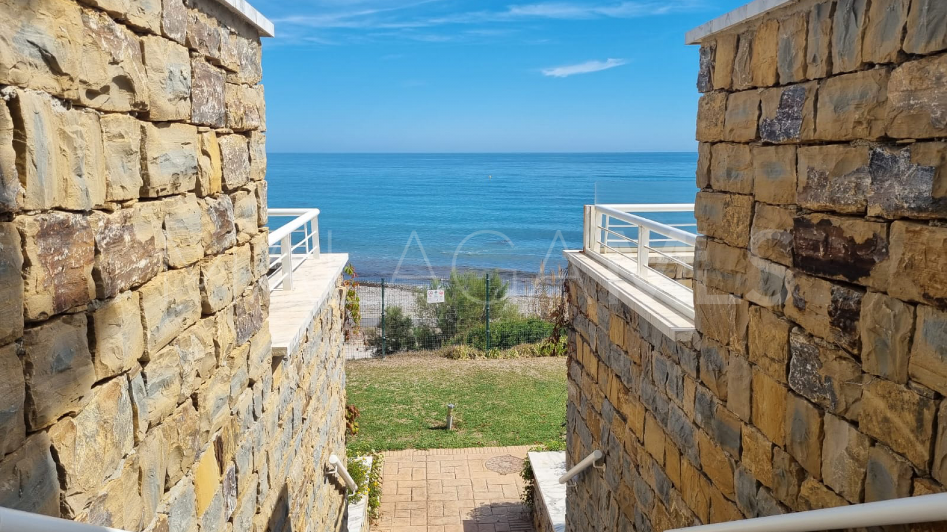 For sale Casares del Mar 2 bedrooms penthouse