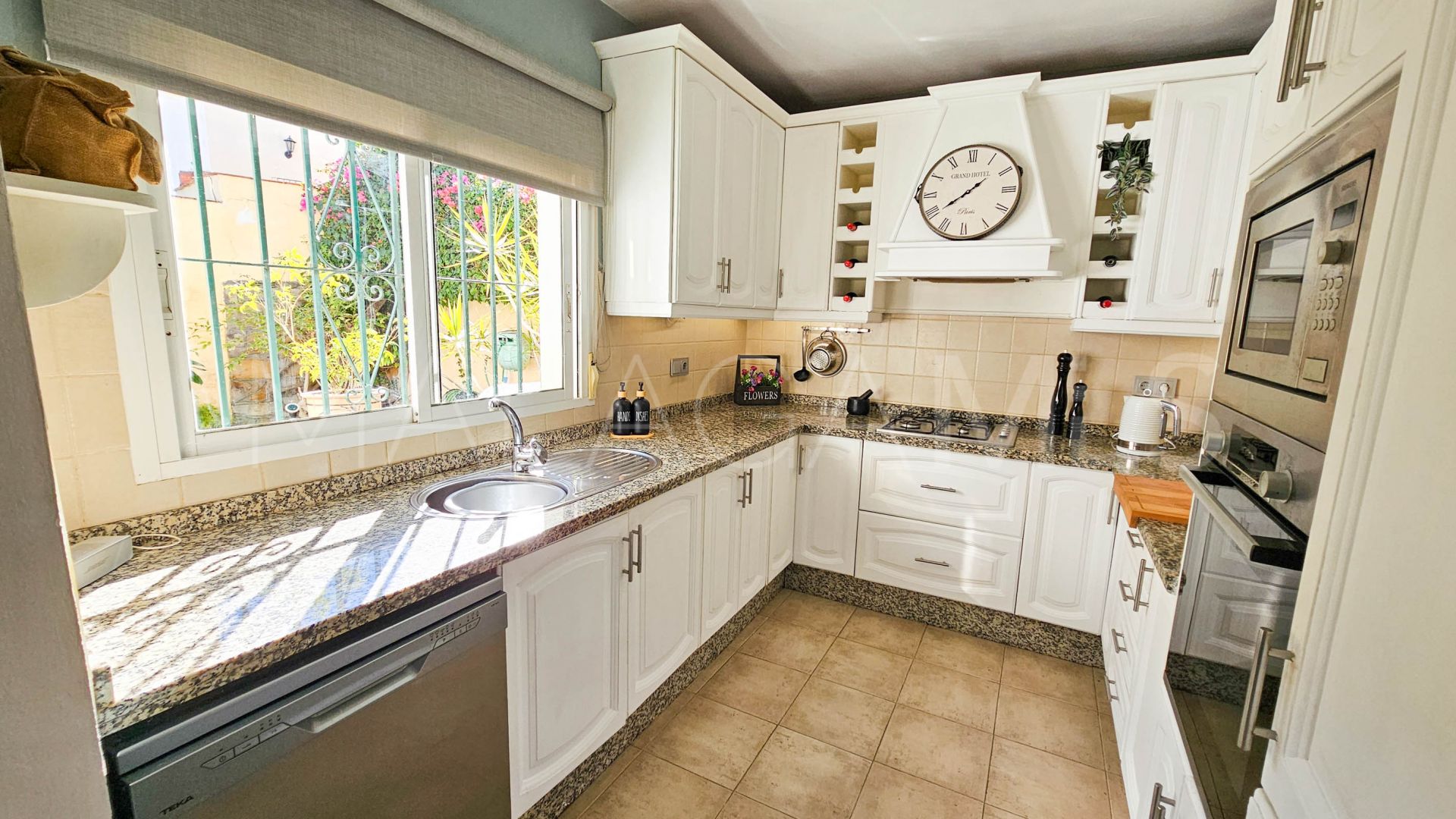 Villa for sale in Valle Romano