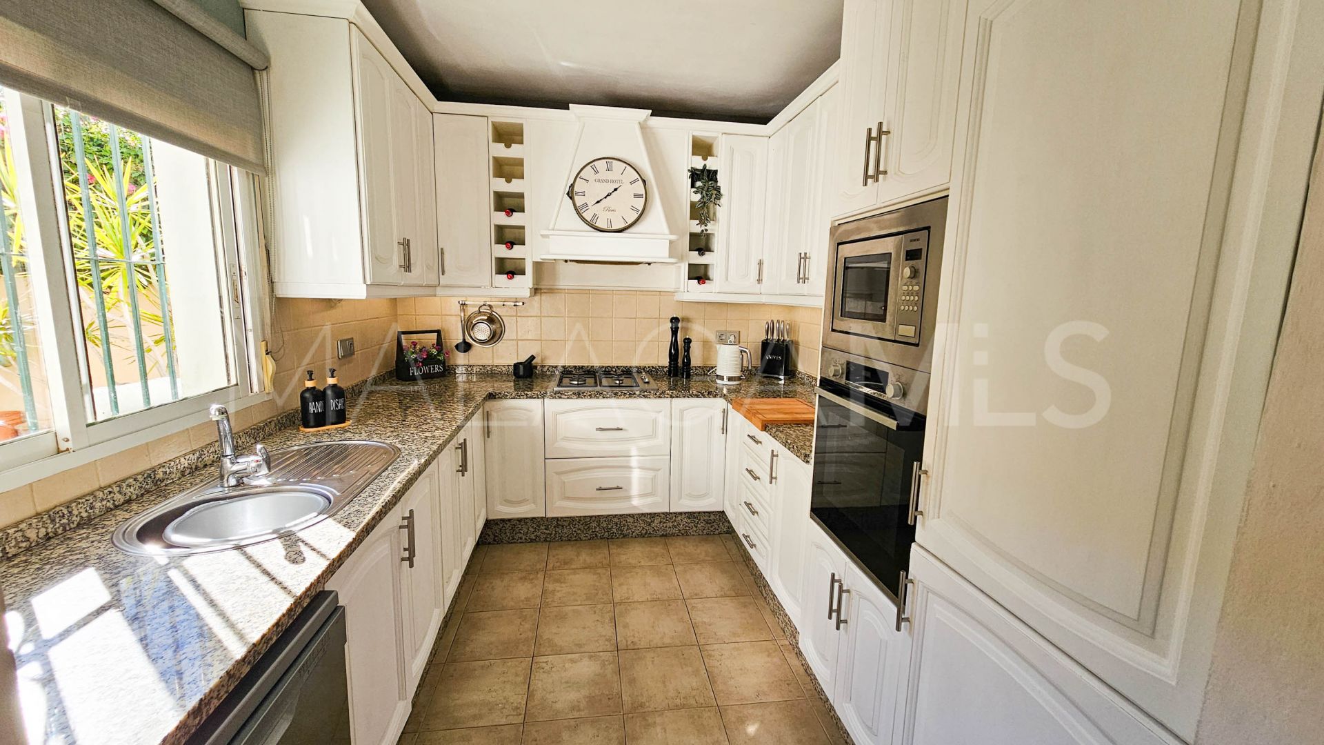 Villa for sale in Valle Romano