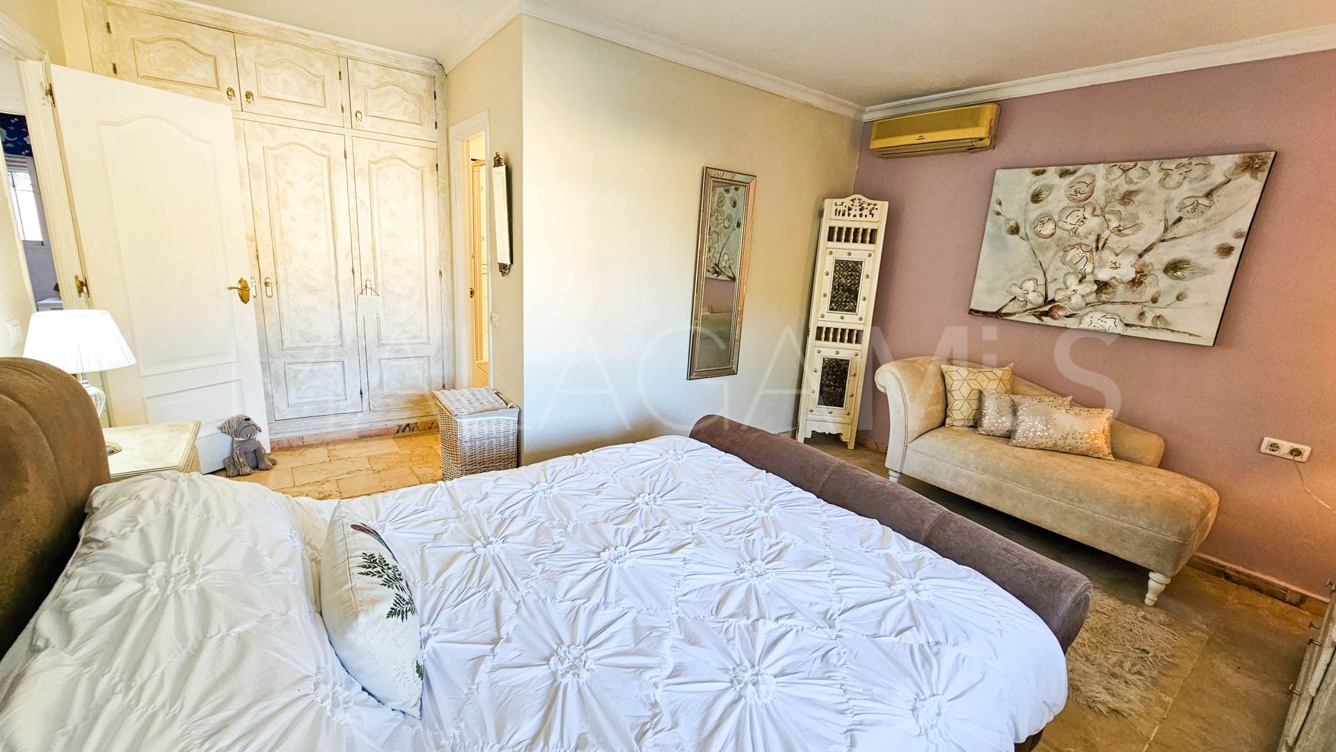 Villa for sale in Valle Romano
