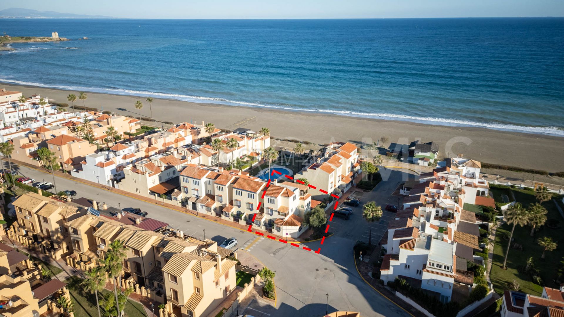 Casares Playa, pareado for sale with 4 bedrooms