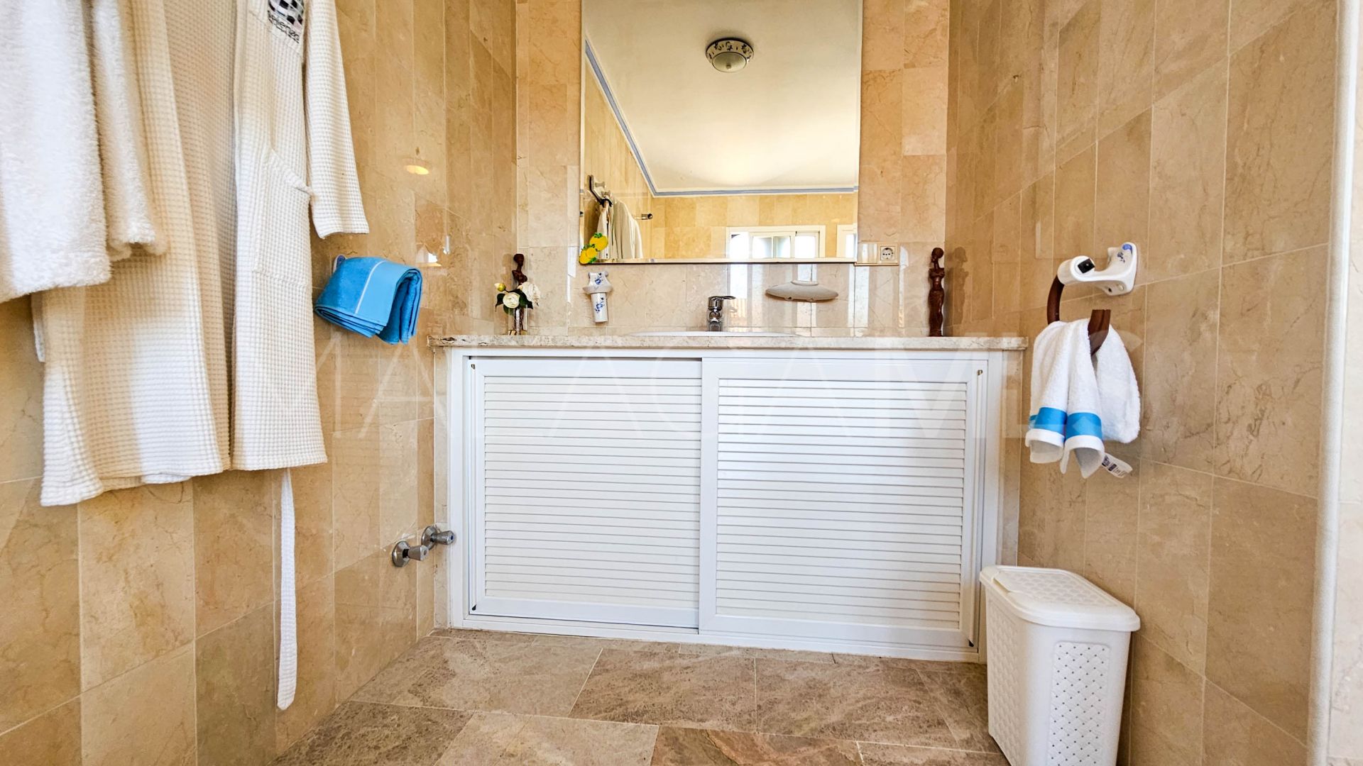 Casares Playa, pareado for sale with 4 bedrooms