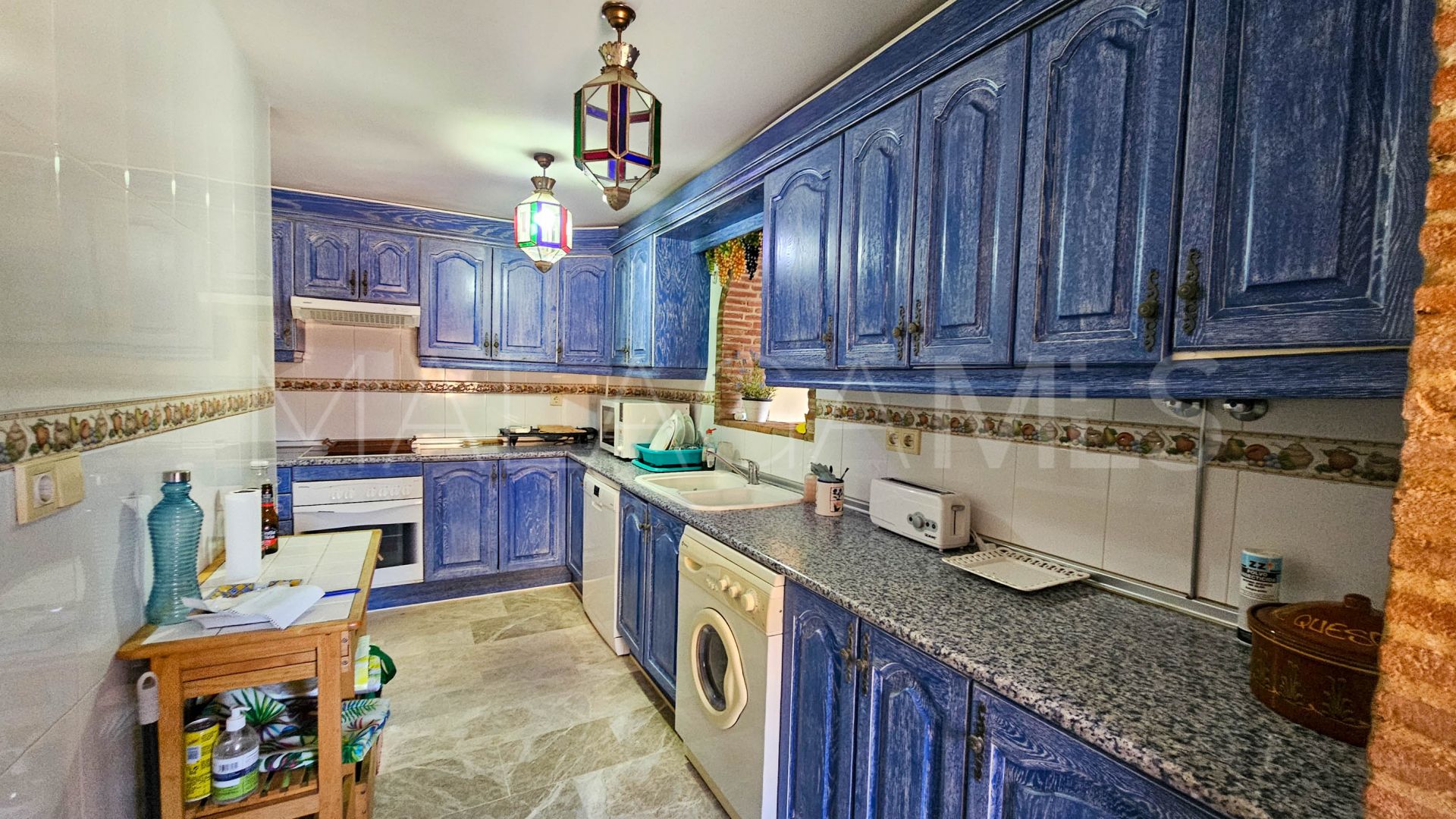 Casares Playa, pareado for sale with 4 bedrooms