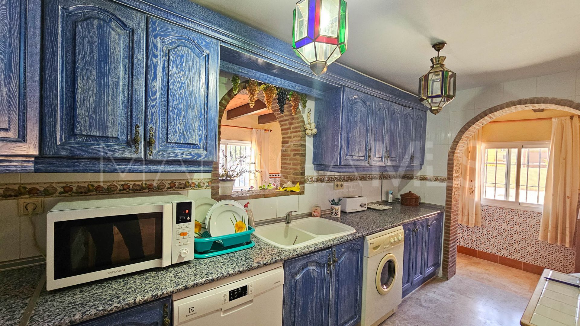 Casares Playa, pareado for sale with 4 bedrooms