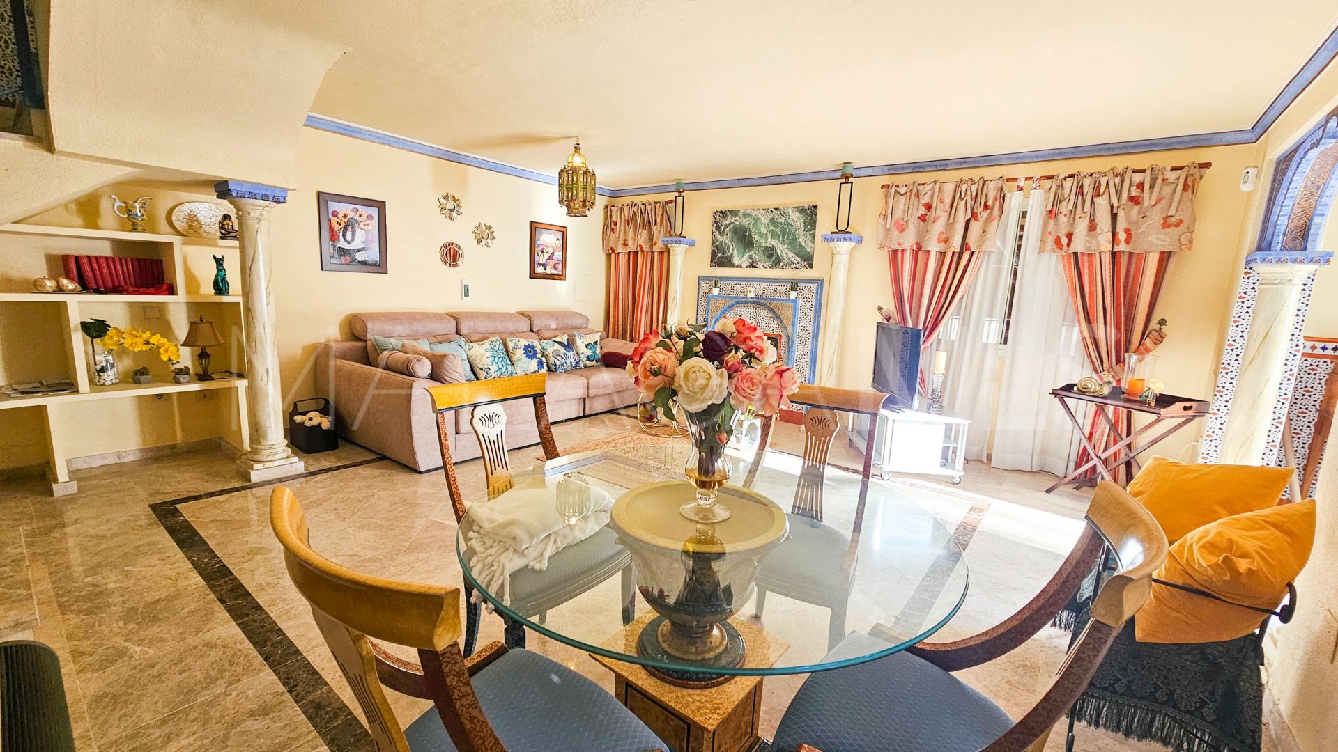Casares Playa, pareado for sale with 4 bedrooms