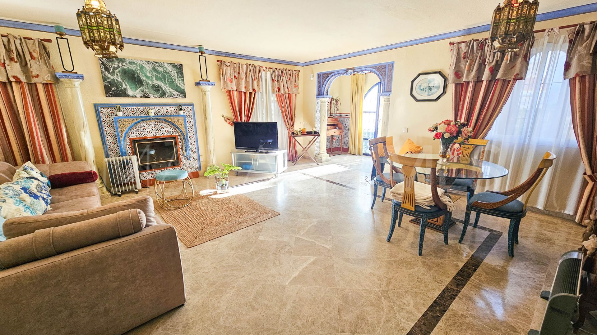 Casares Playa, pareado for sale with 4 bedrooms